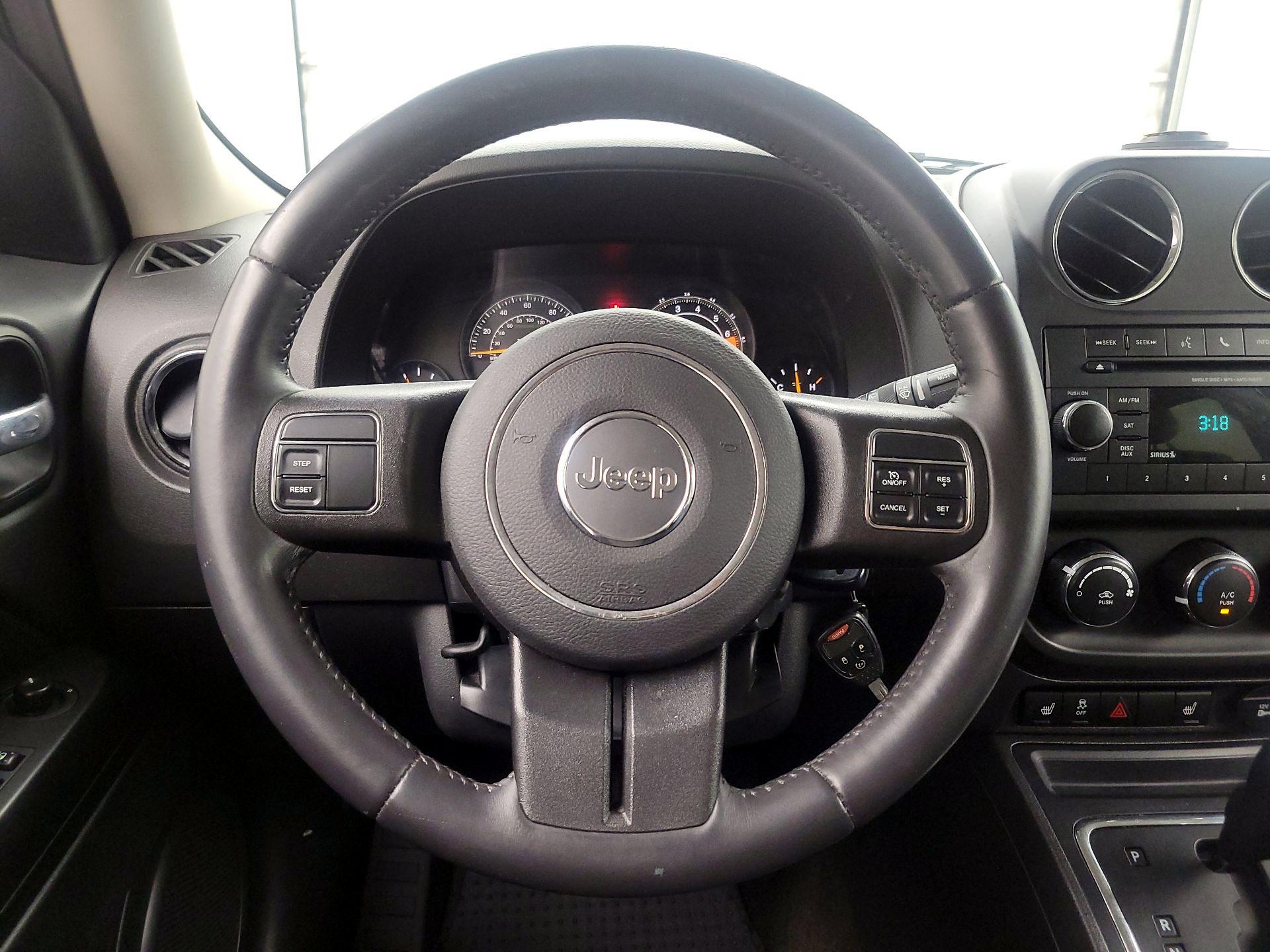 Thumbnail: 2017 Jeep Patriot - 10