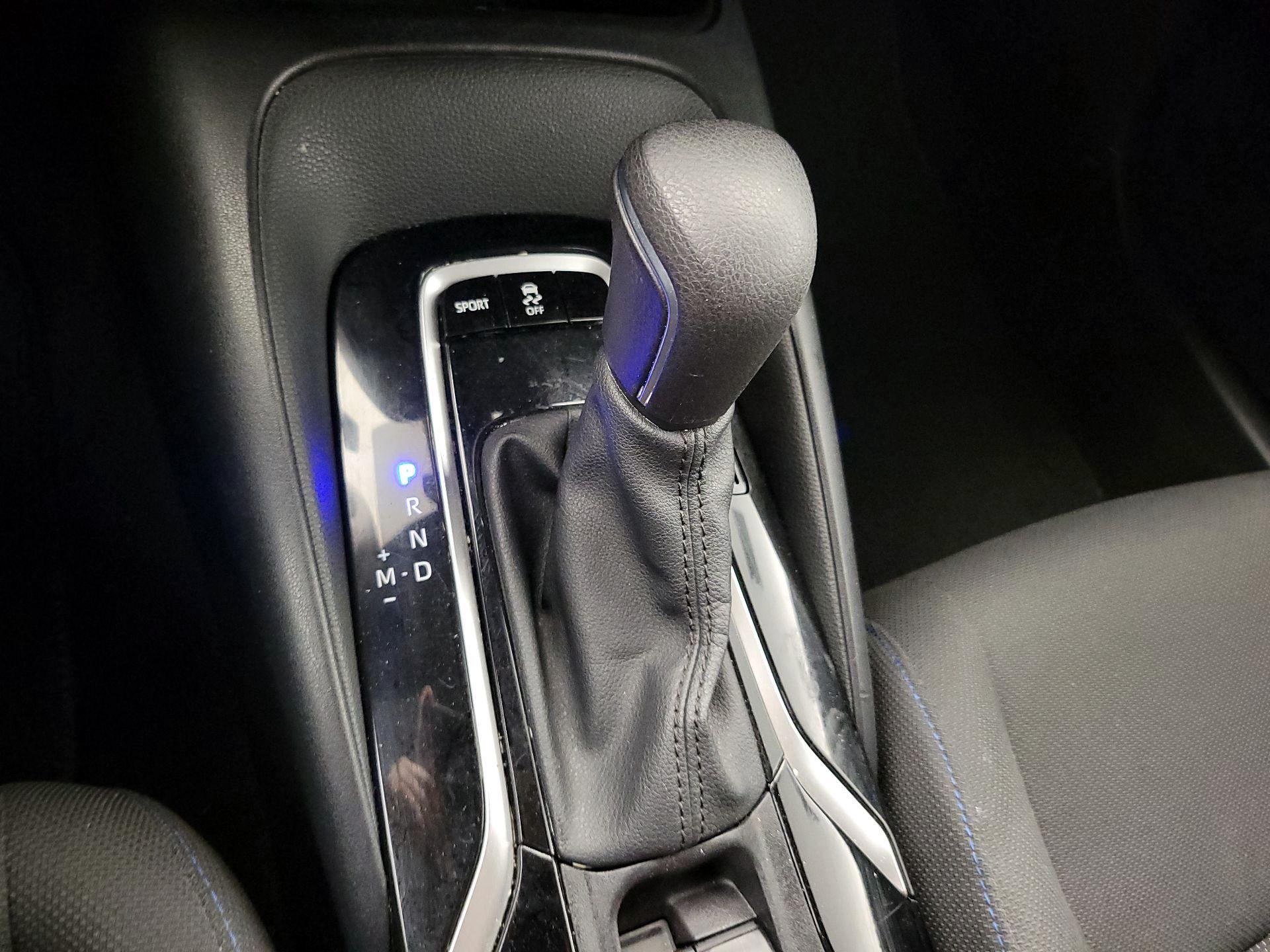 Thumbnail: 2021 Toyota Corolla - 17