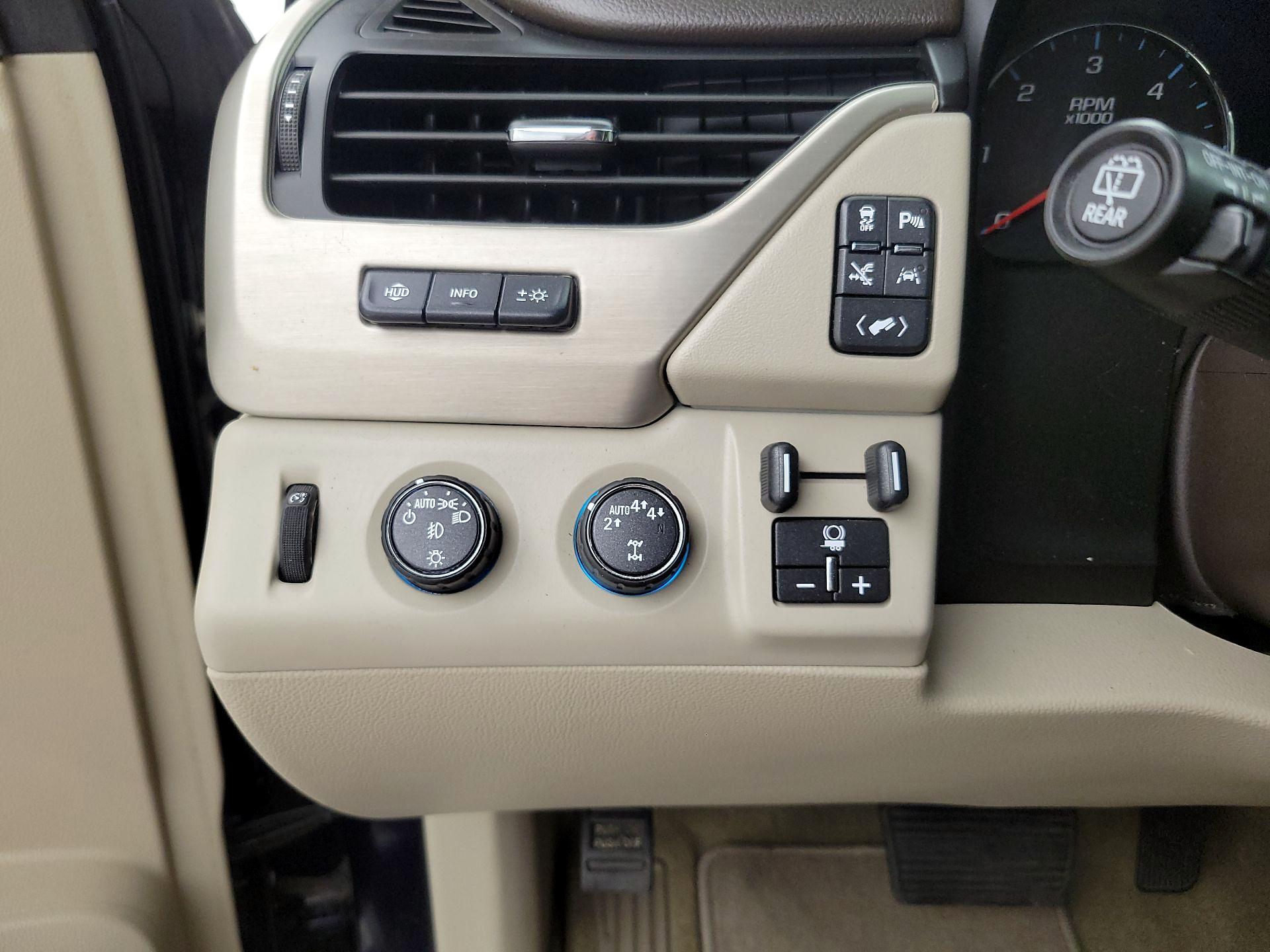 Thumbnail: 2019 GMC Yukon - 13