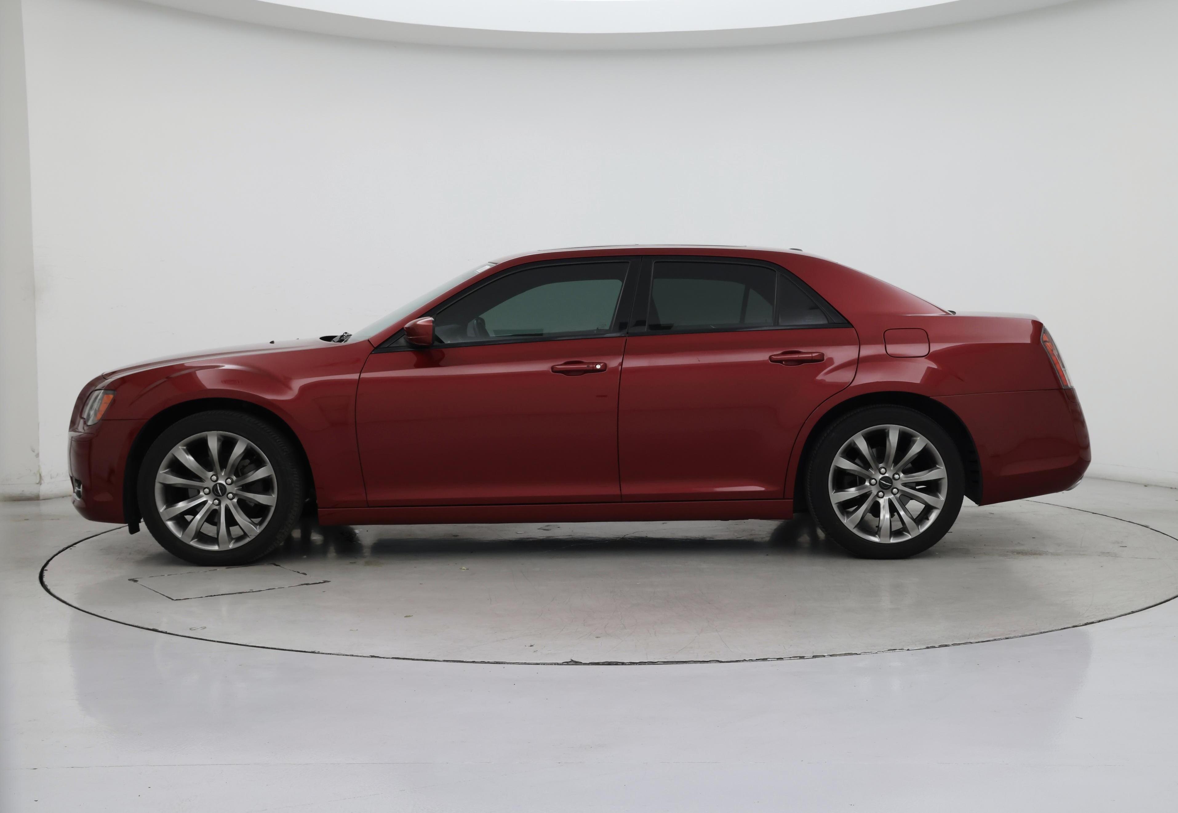 Thumbnail: 2014 Chrysler 300 - 3