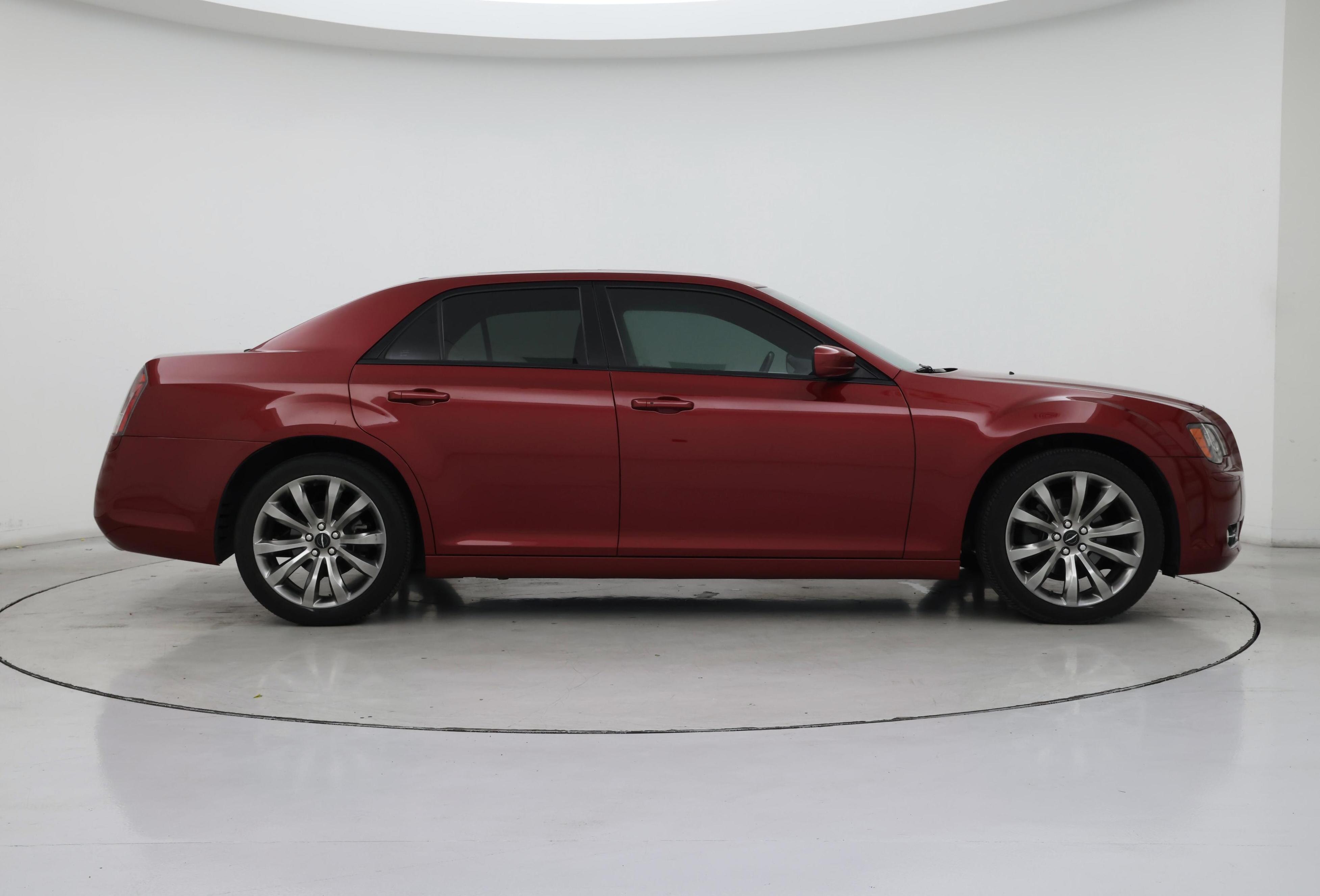 Thumbnail: 2014 Chrysler 300 - 7