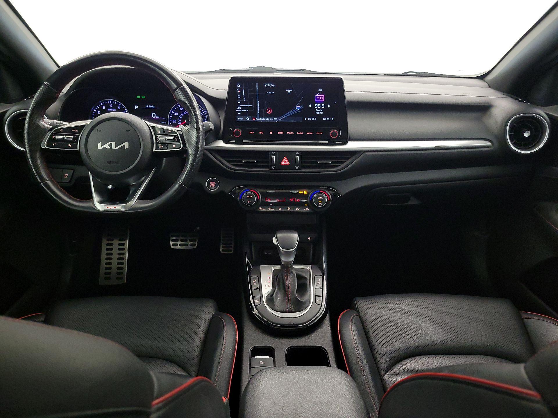 Thumbnail: 2023 Kia Forte - 9