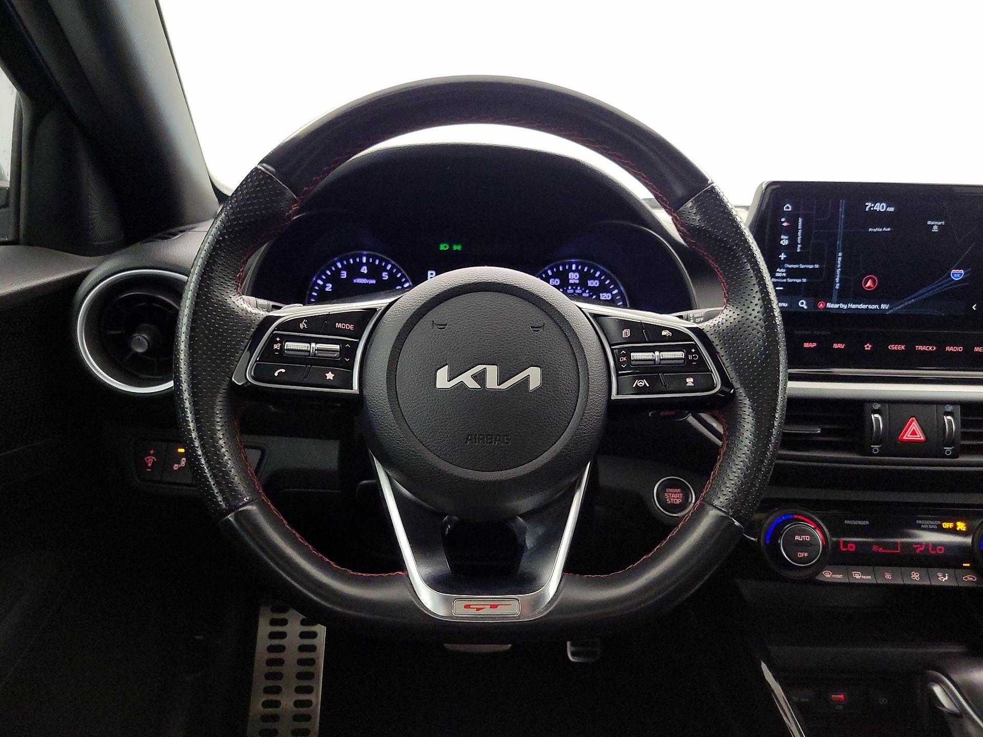 Thumbnail: 2023 Kia Forte - 10