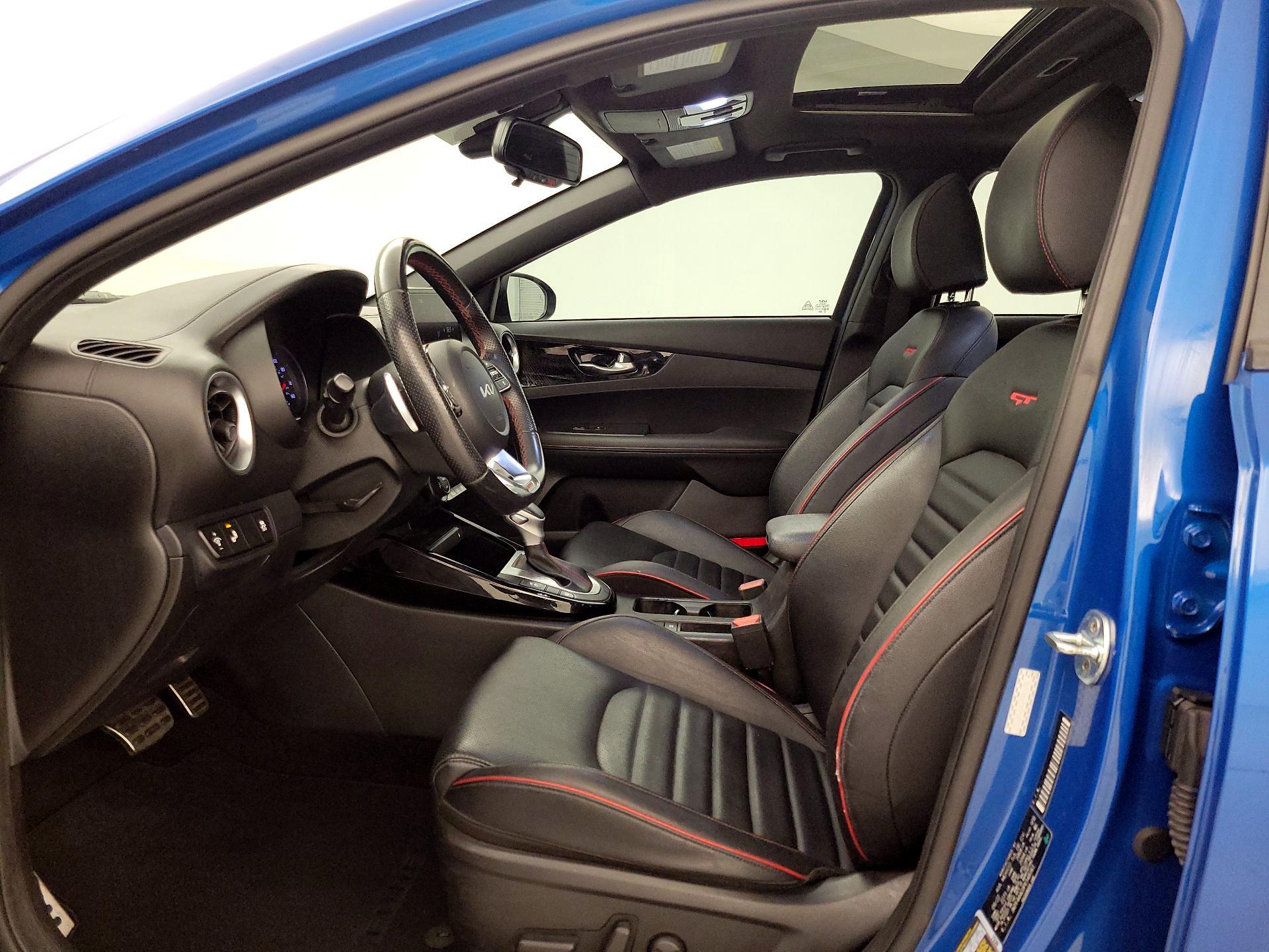 Thumbnail: 2023 Kia Forte - 11