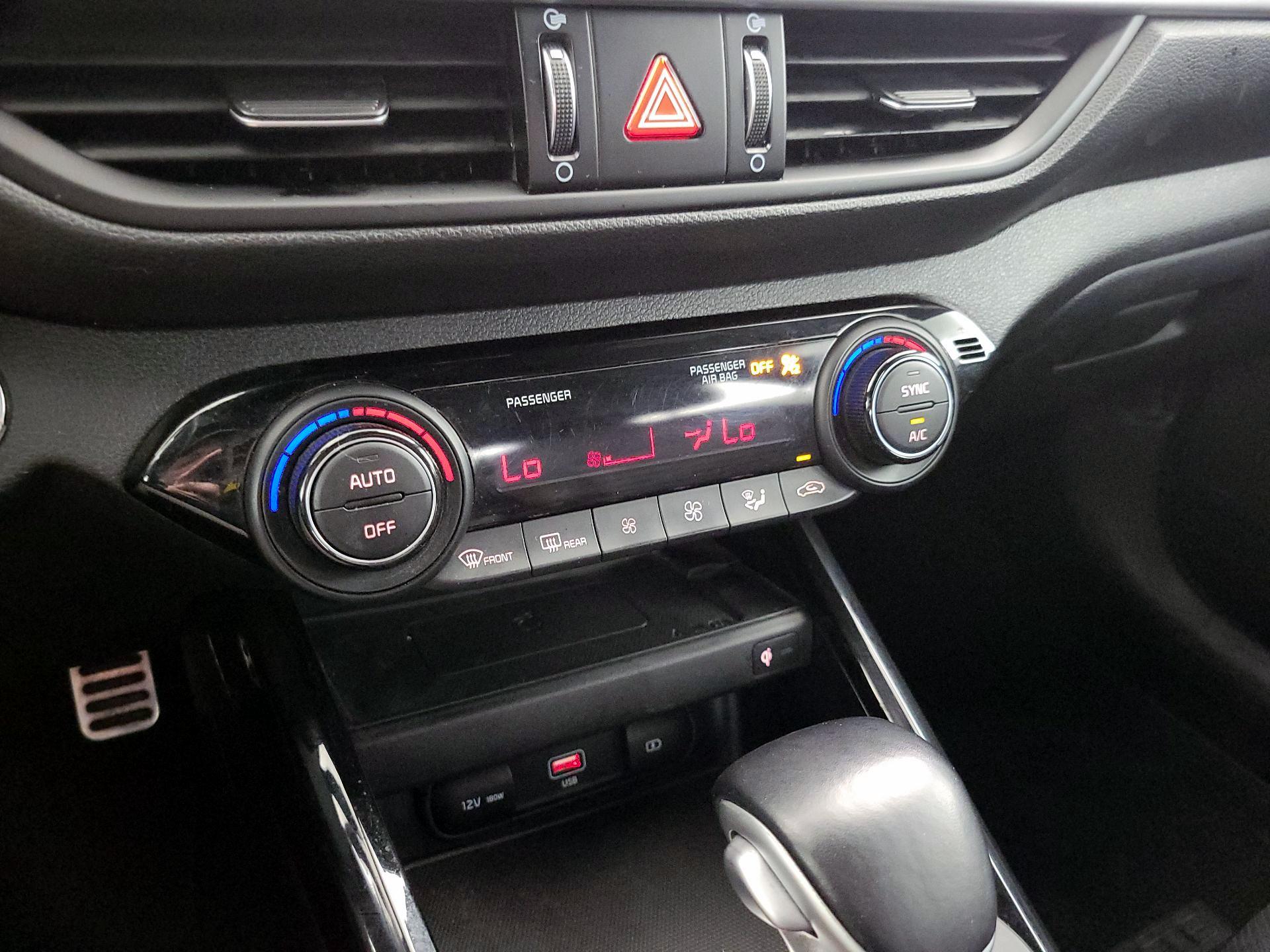 Thumbnail: 2023 Kia Forte - 17