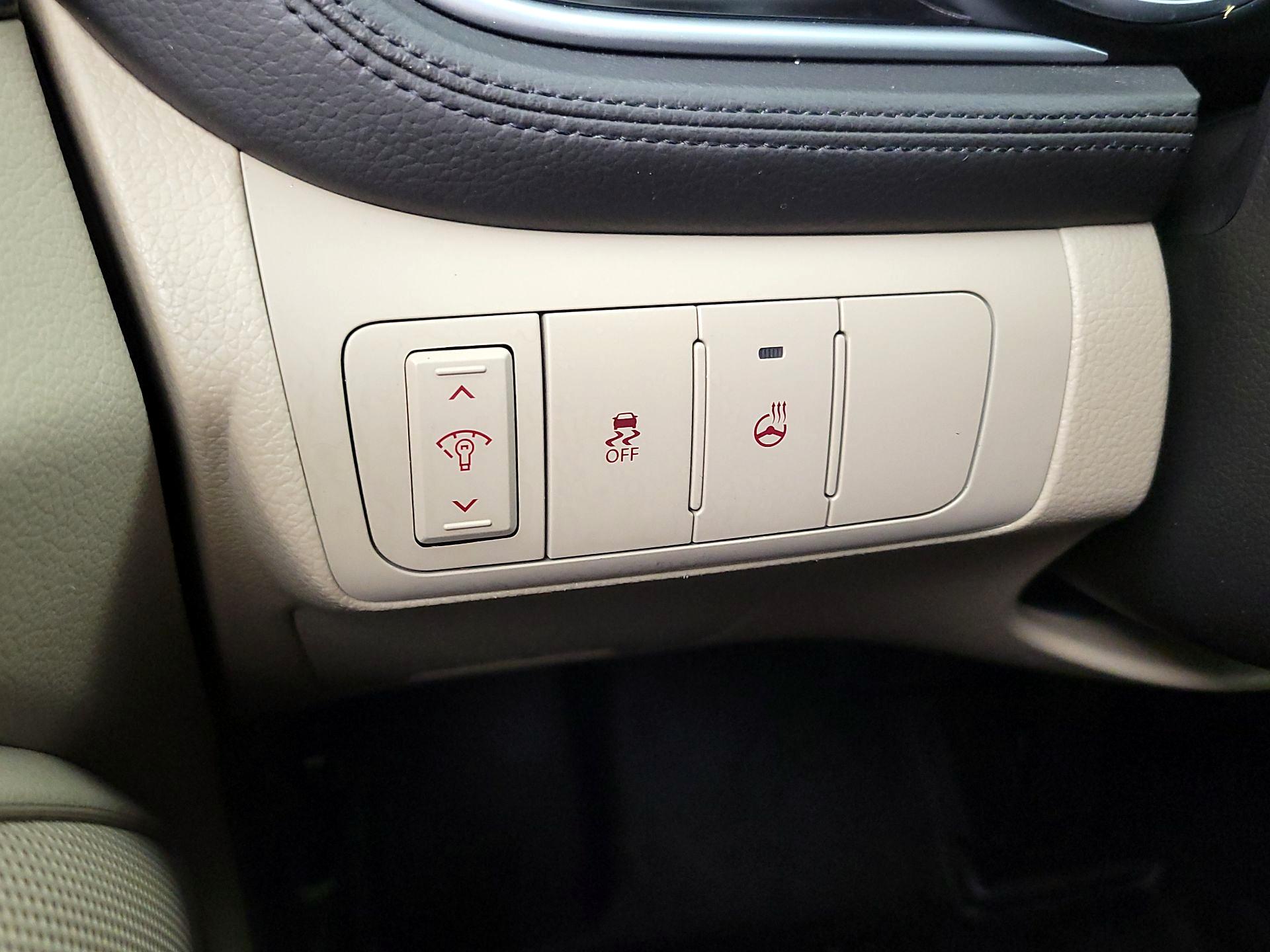 Thumbnail: 2014 Kia Optima - 13