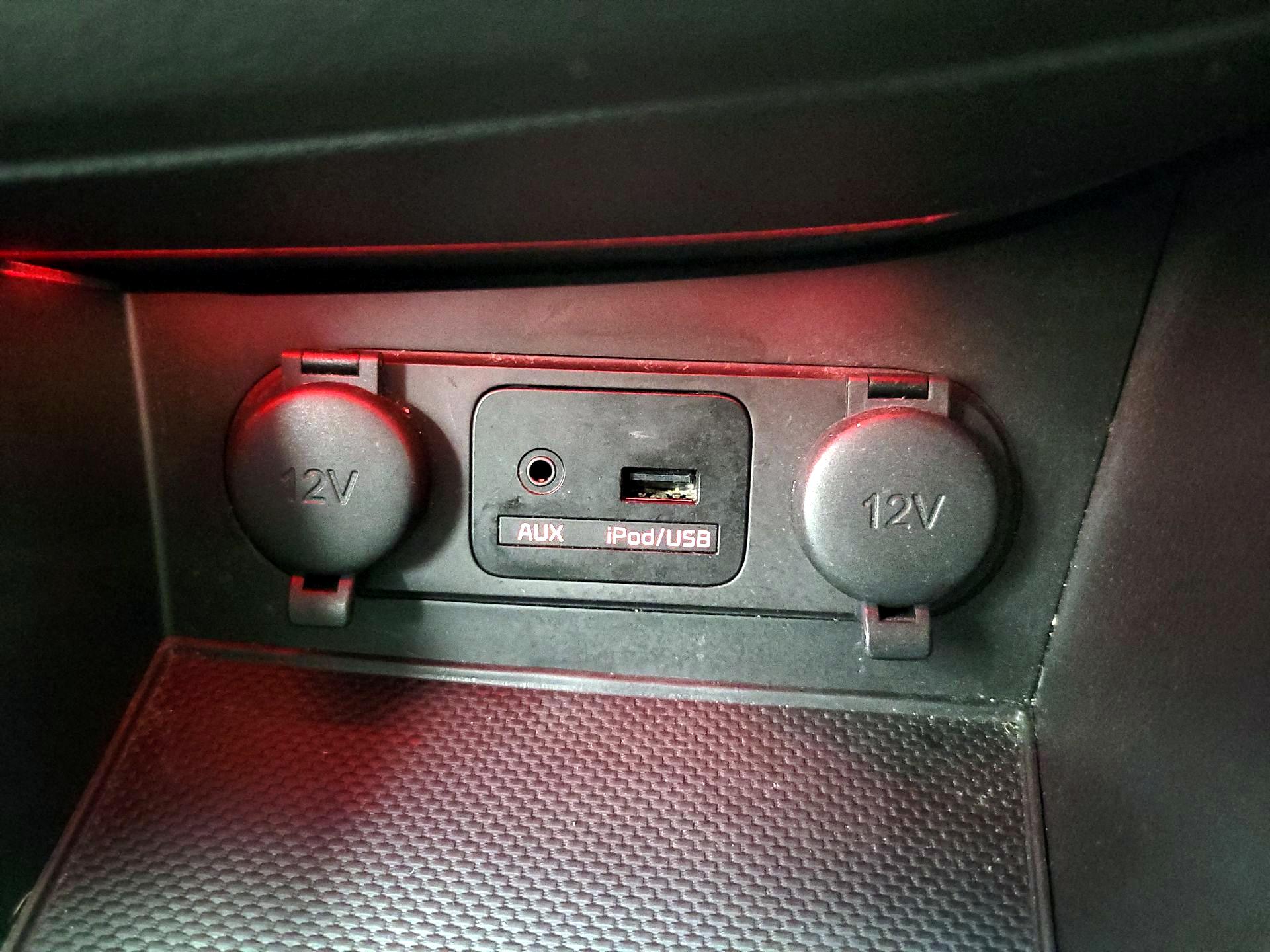 Thumbnail: 2014 Kia Optima - 18