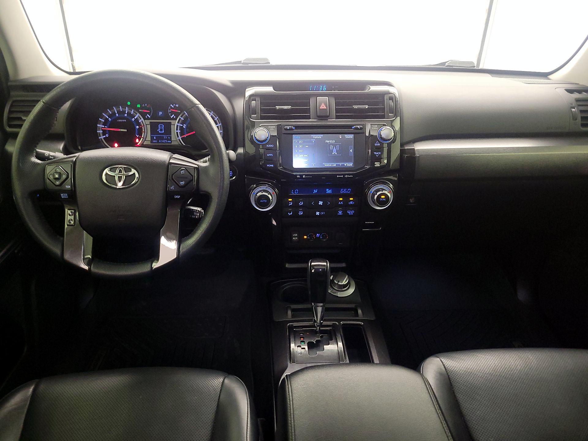 Thumbnail: 2019 Toyota 4Runner - 9