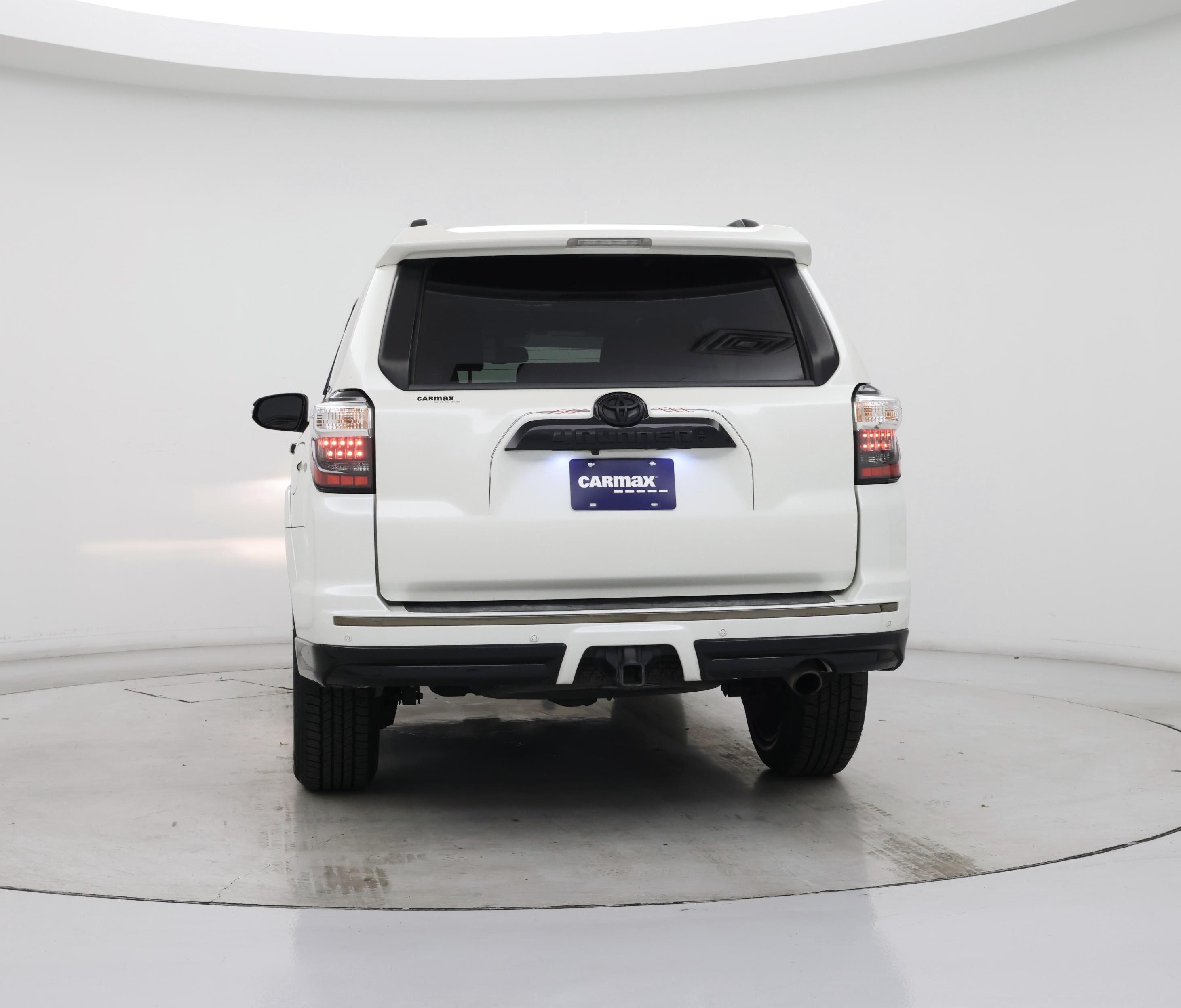 Thumbnail: 2019 Toyota 4Runner - 6