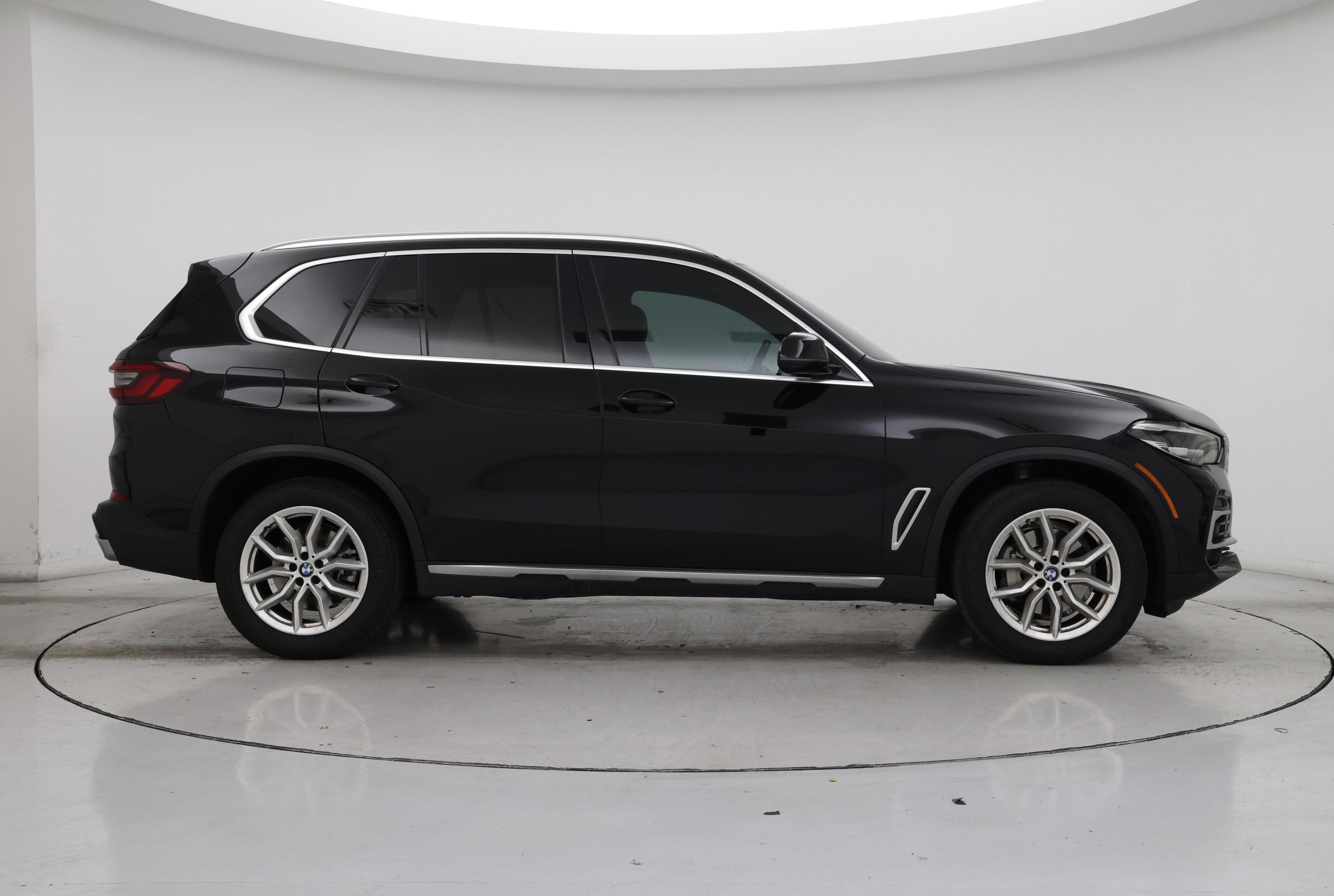 Thumbnail: 2023 BMW X5 - 7