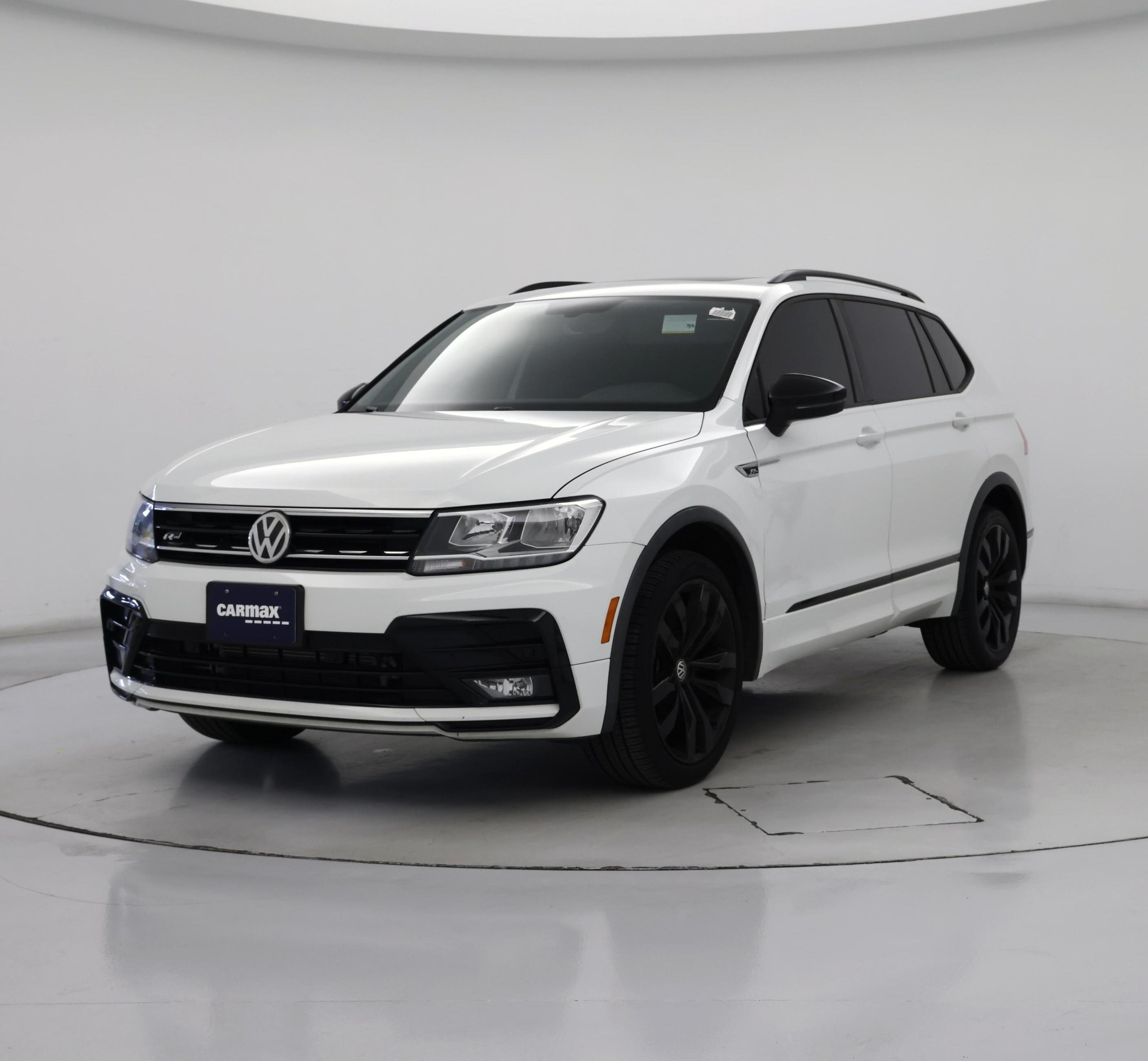 Thumbnail: 2020 Volkswagen Tiguan - 4