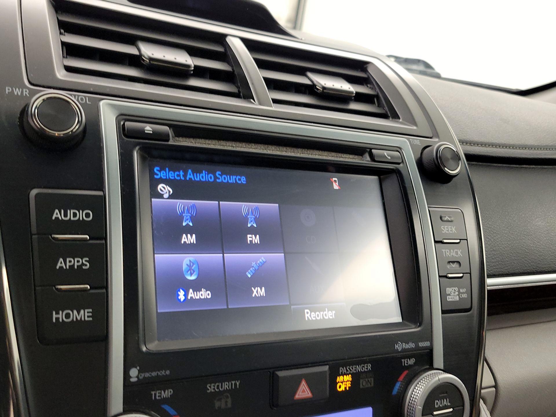 Thumbnail: 2014 Toyota Camry - 15