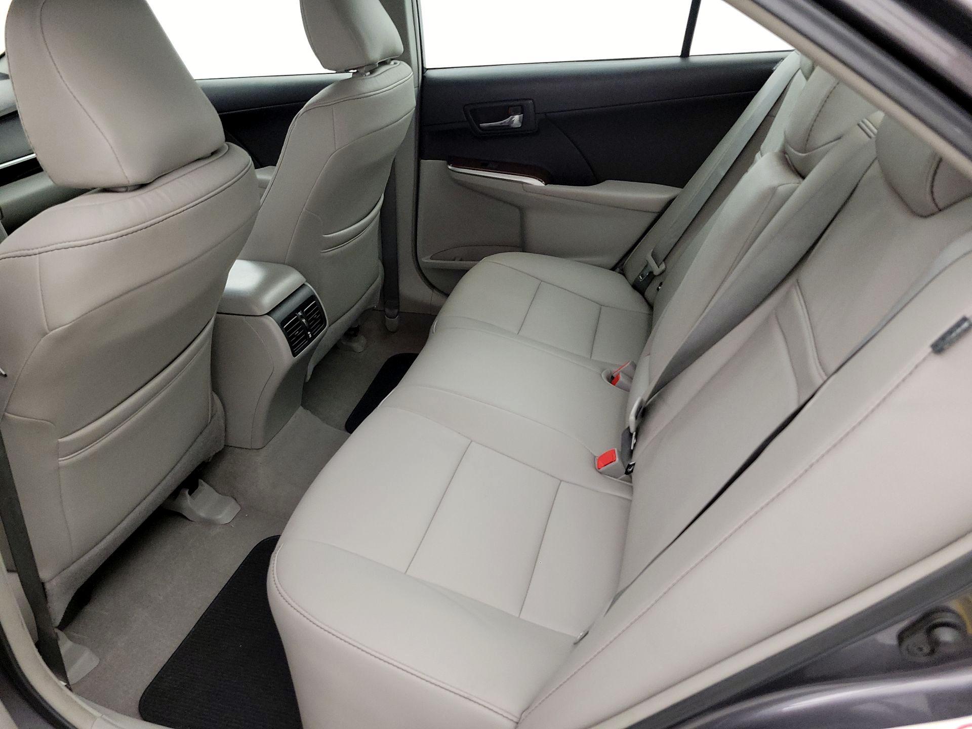 Thumbnail: 2014 Toyota Camry - 20