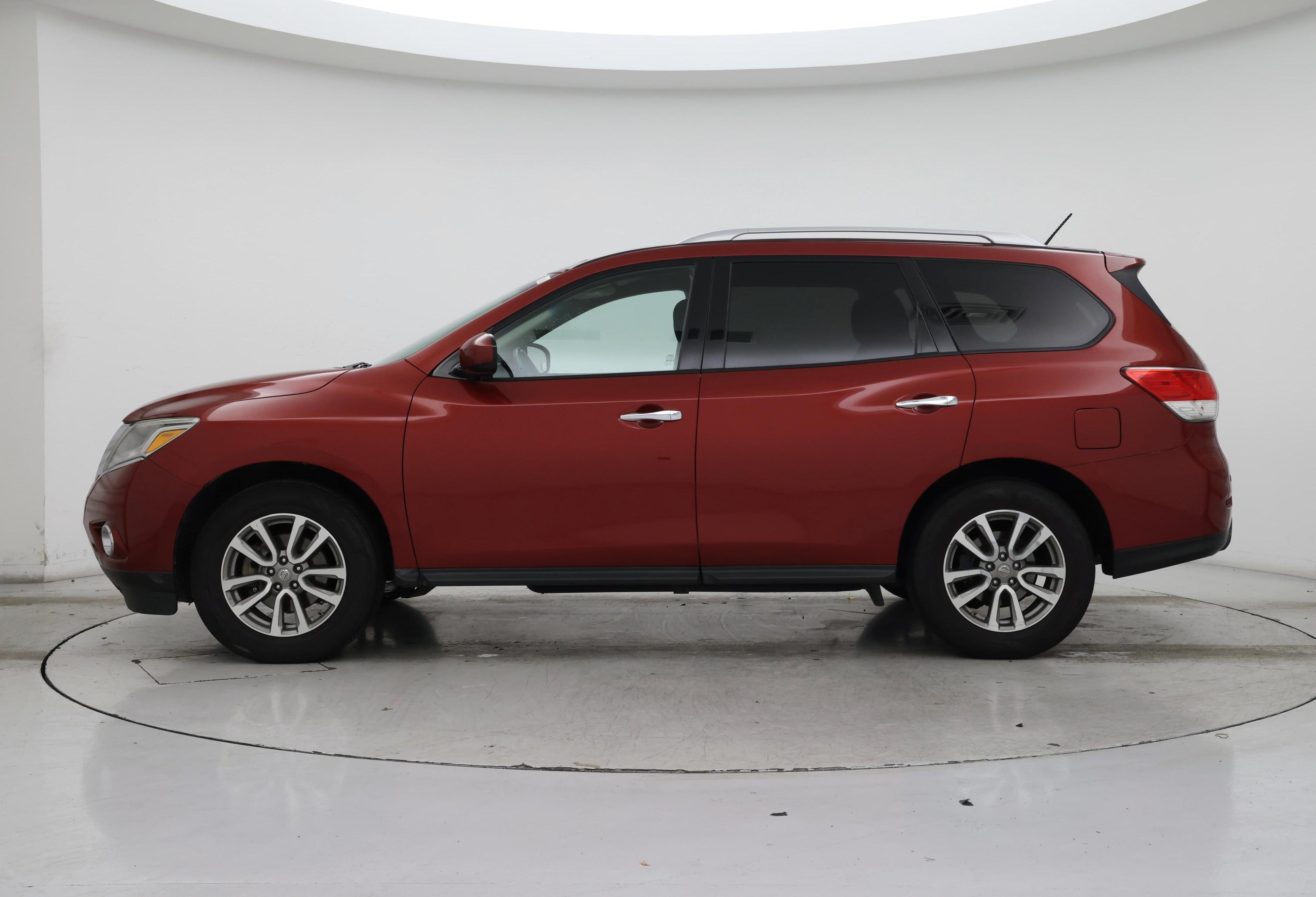 Thumbnail: 2015 Nissan Pathfinder - 3