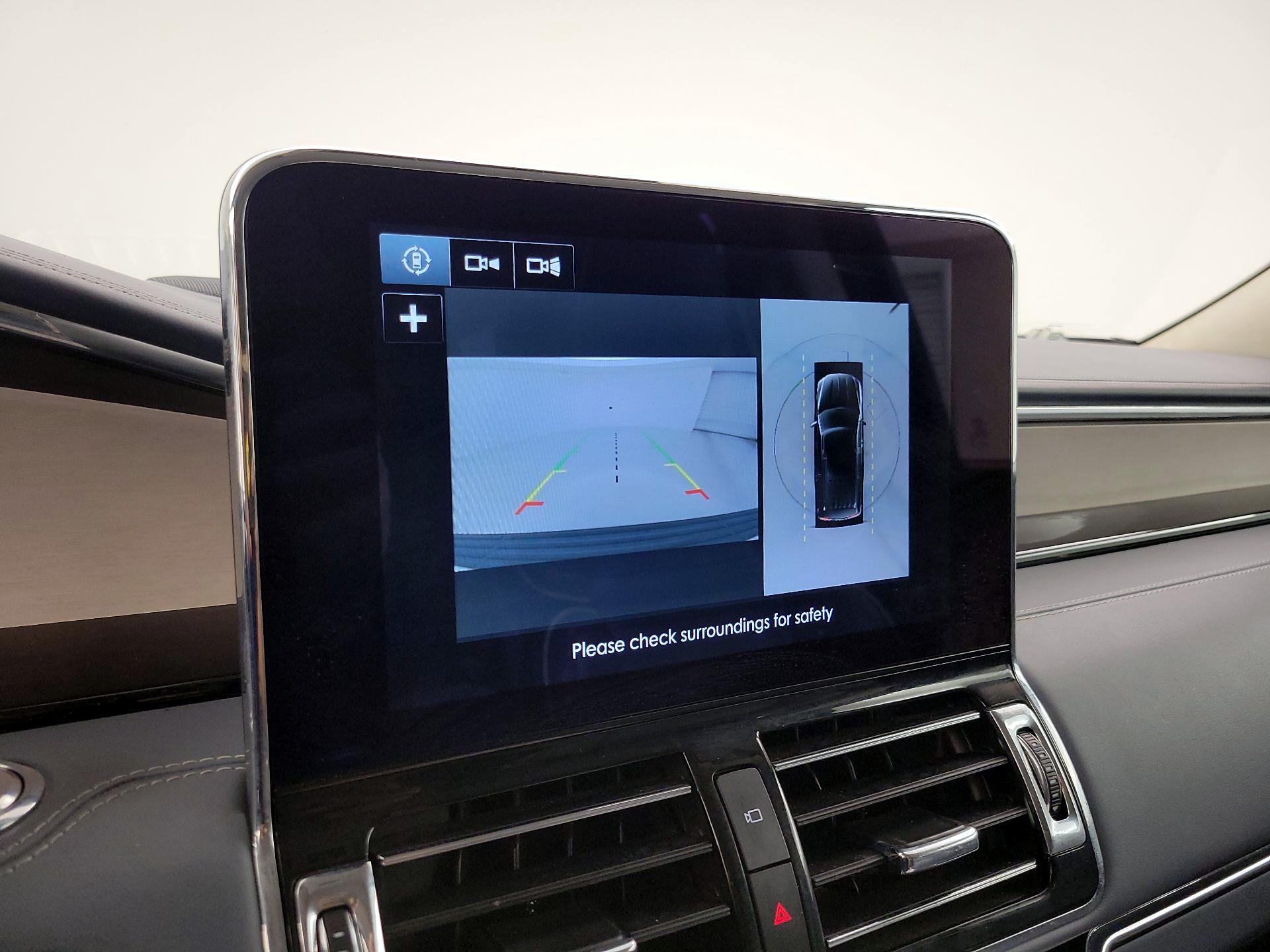 Thumbnail: 2019 Lincoln Navigator - 15