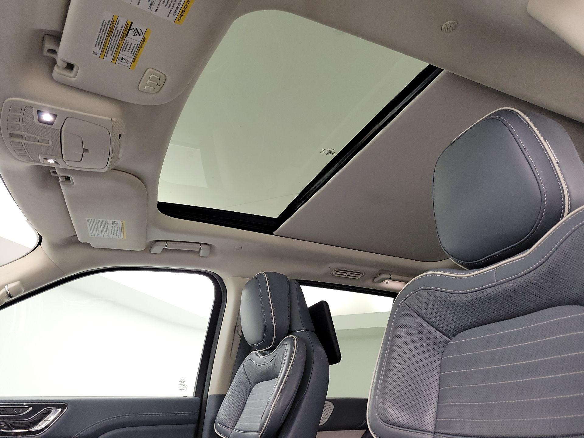 Thumbnail: 2019 Lincoln Navigator - 20