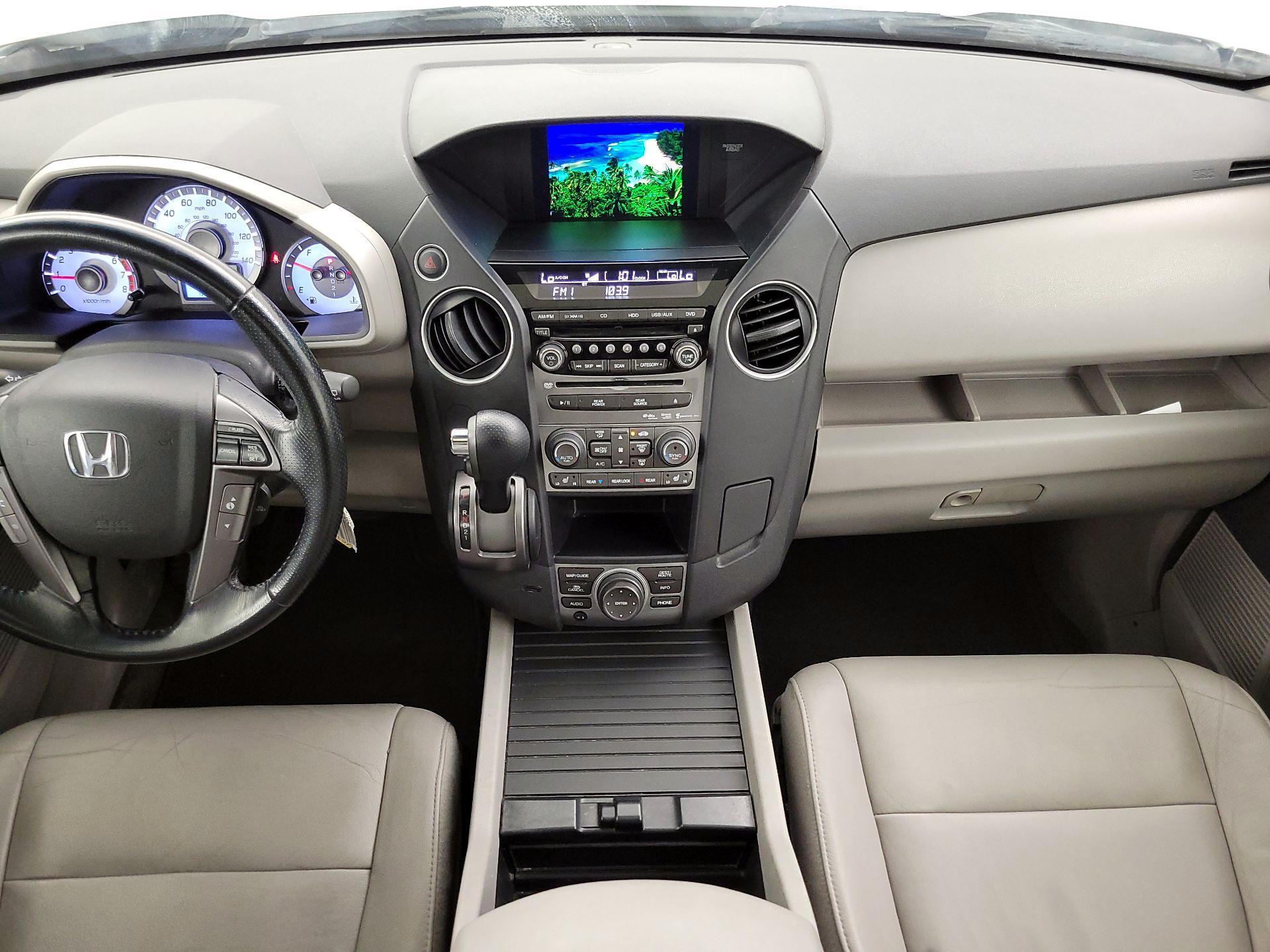 Thumbnail: 2015 Honda Pilot - 9