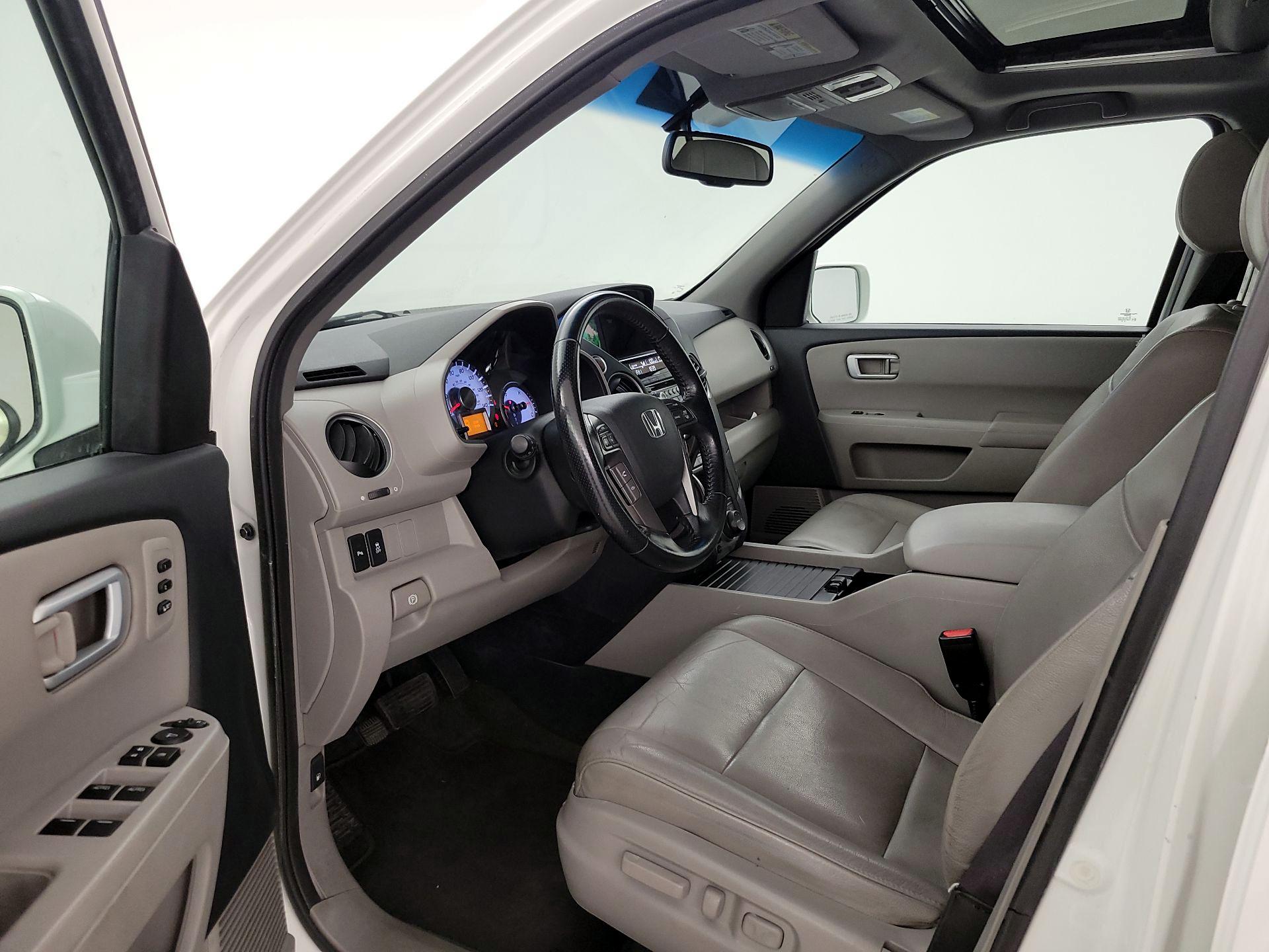Thumbnail: 2015 Honda Pilot - 11