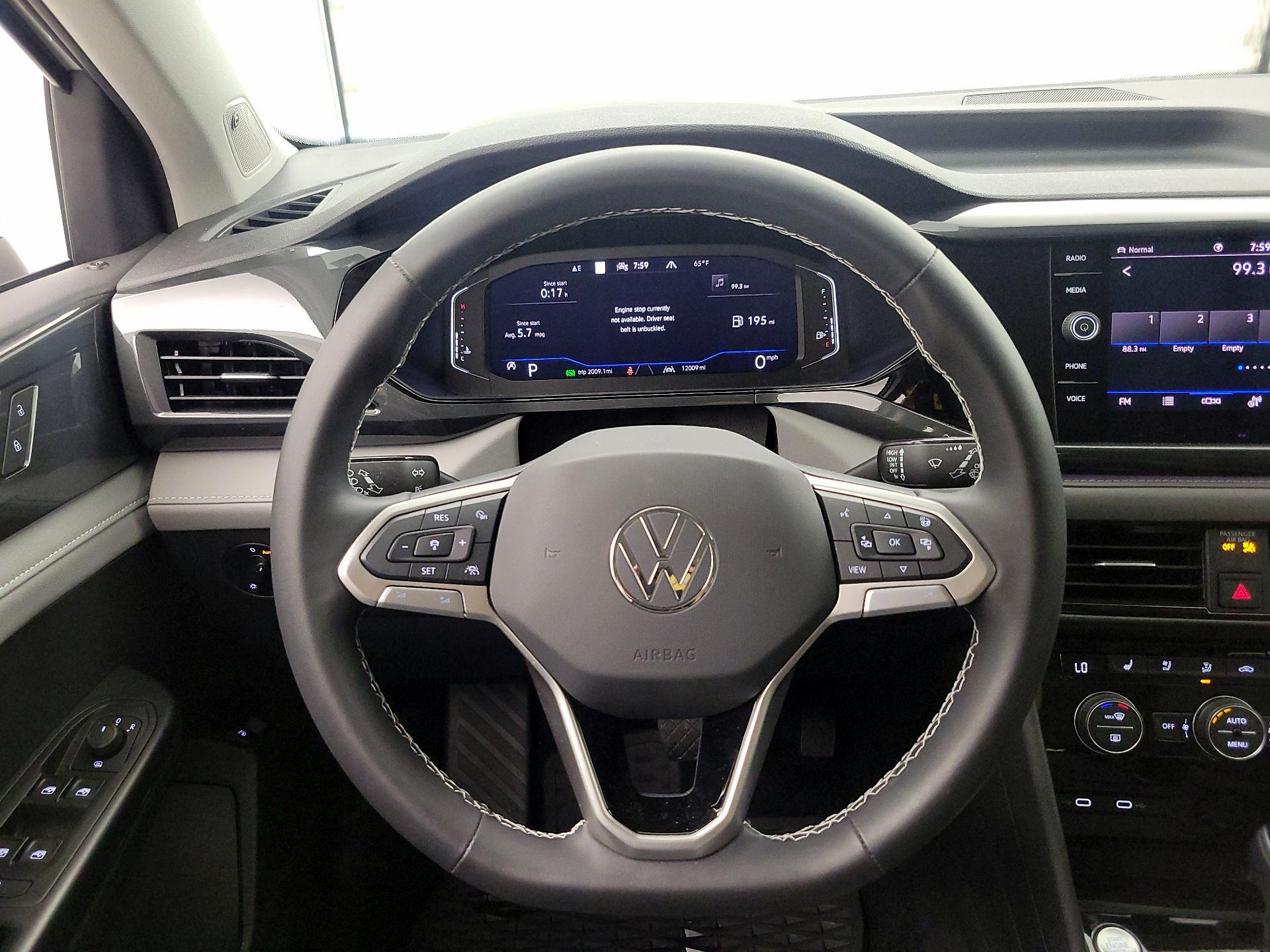 Thumbnail: 2024 Volkswagen Taos - 10
