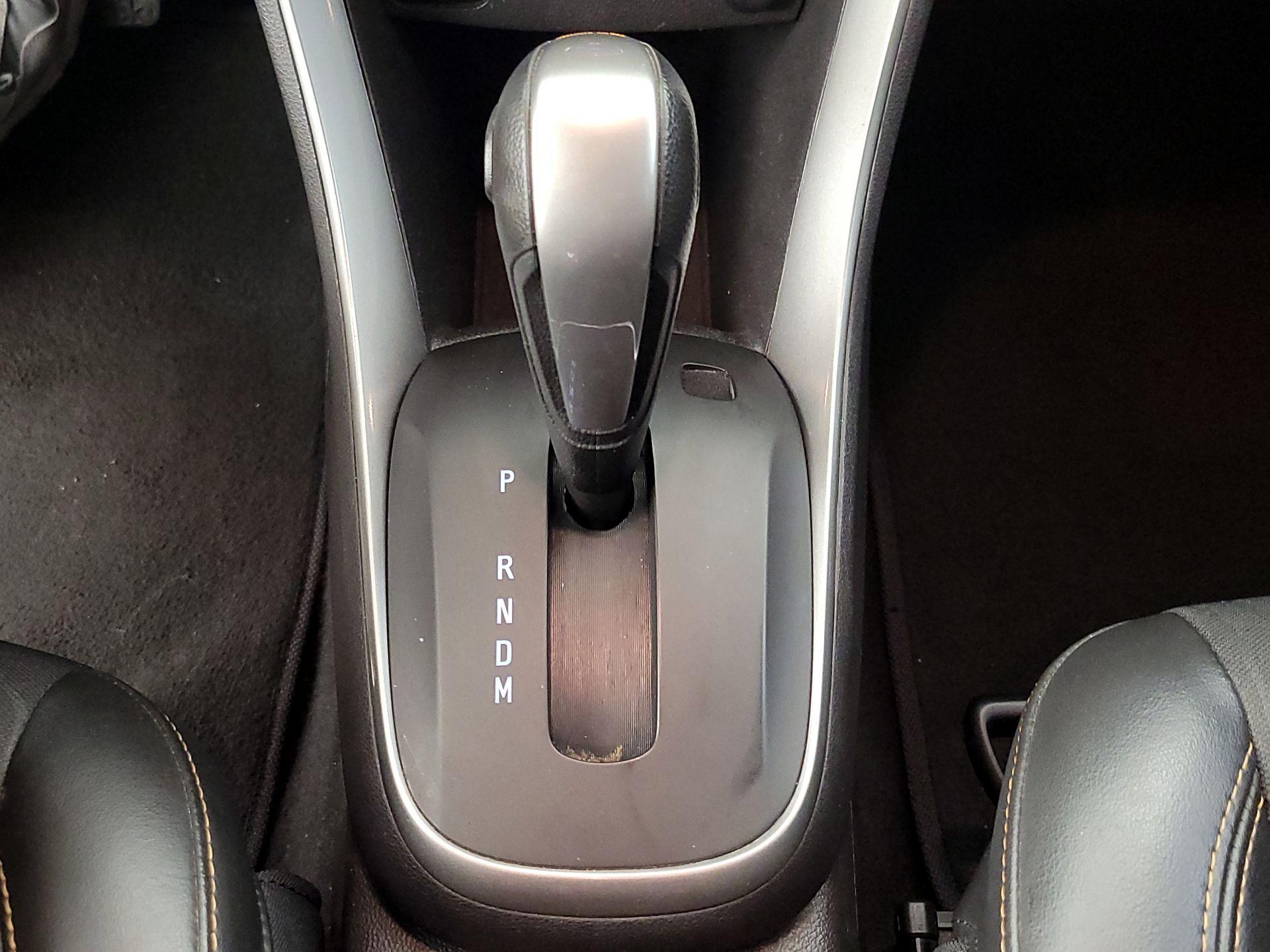Thumbnail: 2019 Chevrolet Trax - 17