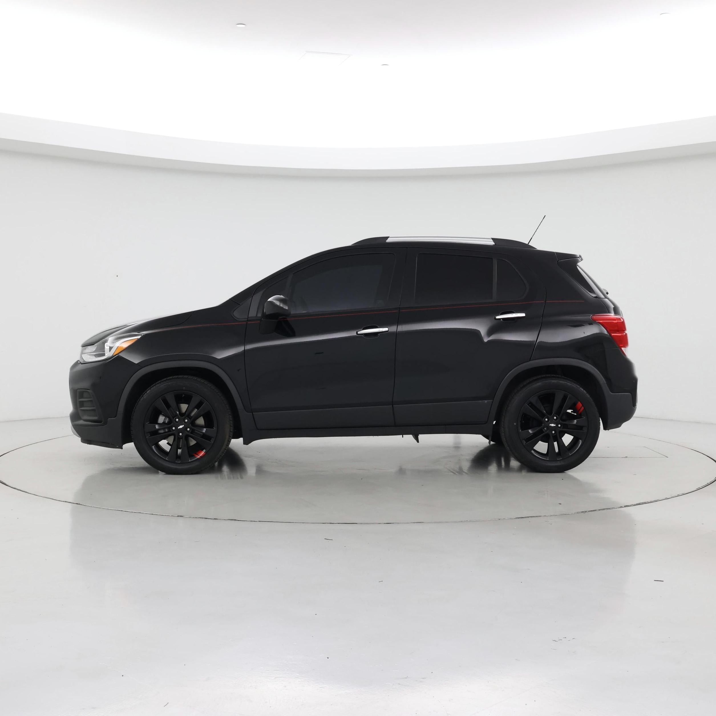 Thumbnail: 2019 Chevrolet Trax - 3