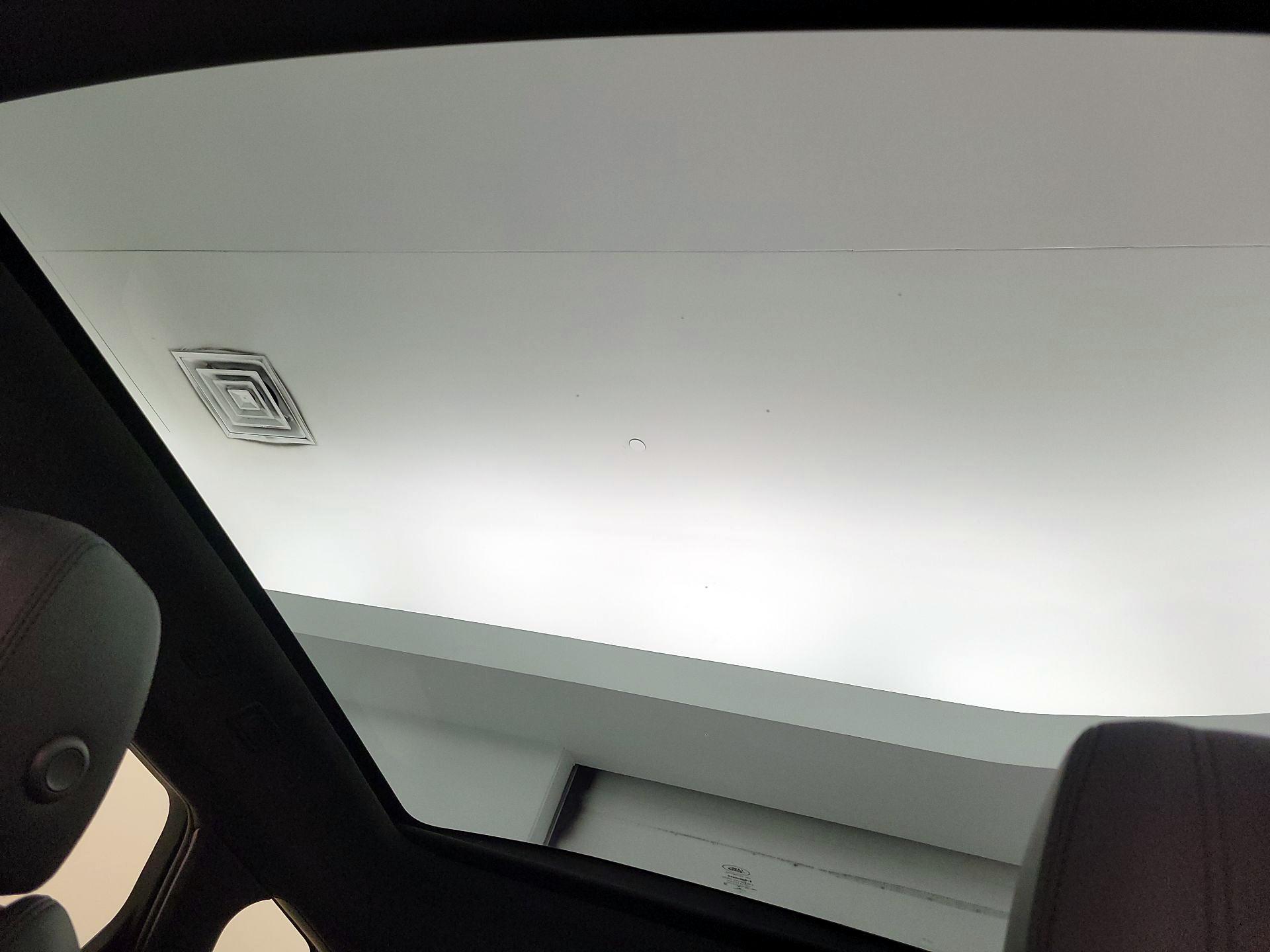 Thumbnail: 2021 Land Rover Range Rover Evoque - 20