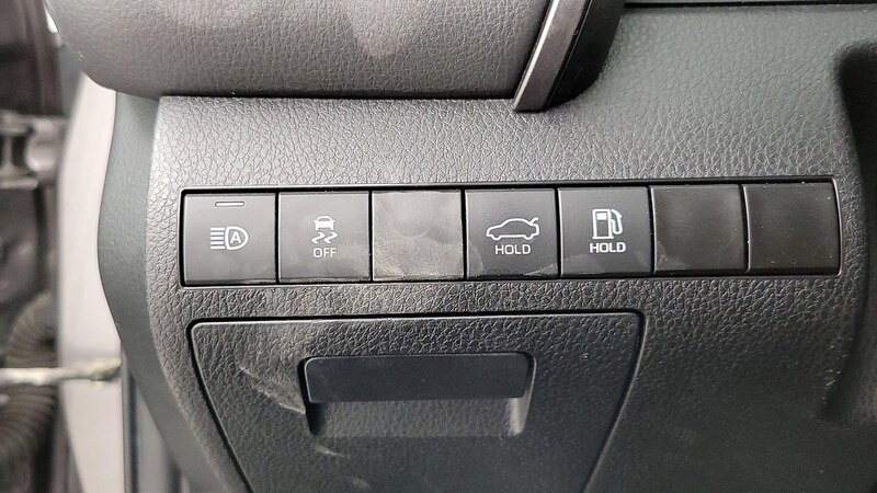 2023 Toyota Camry SE 13