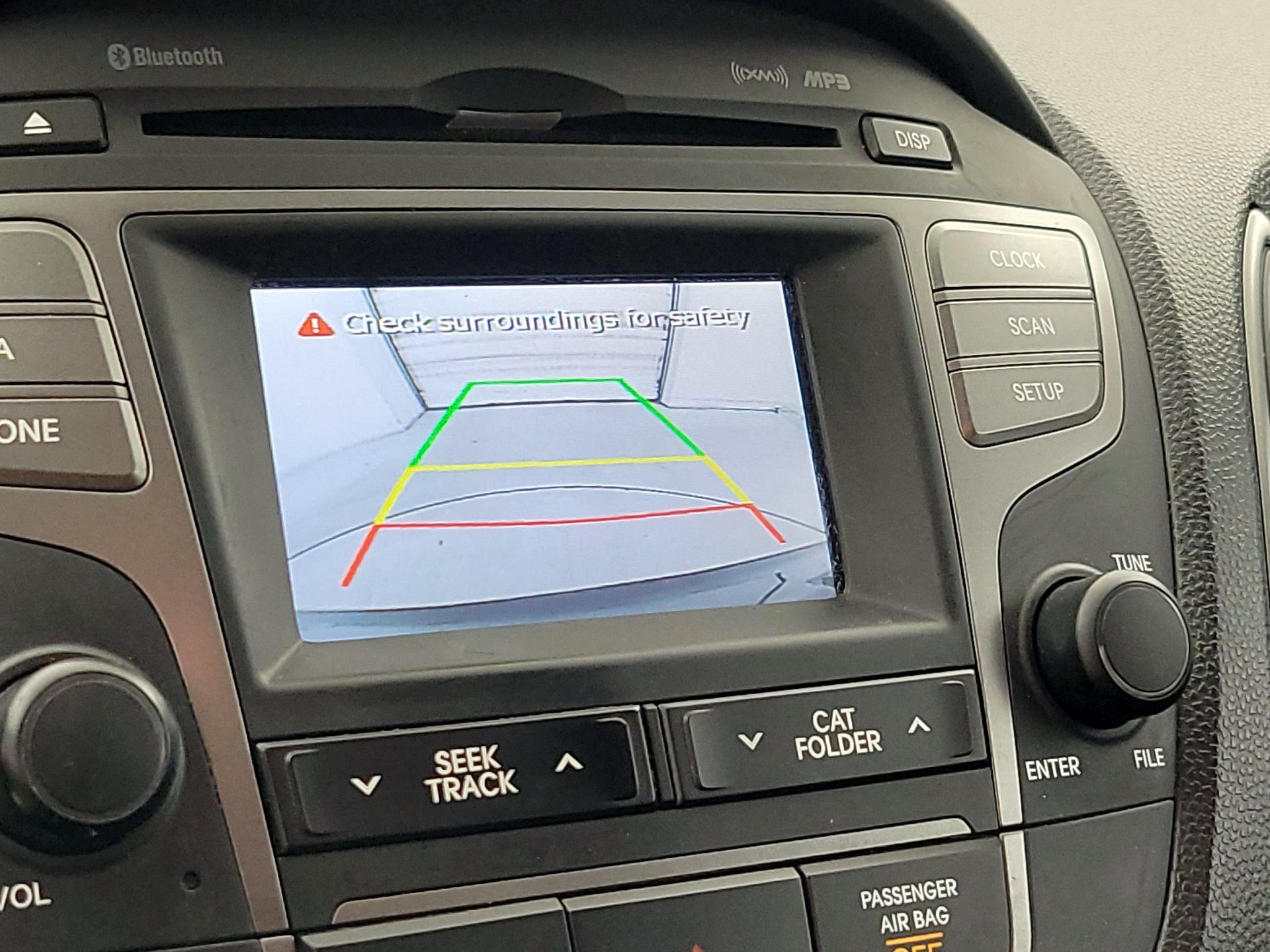 Thumbnail: 2015 Hyundai Tucson - 14