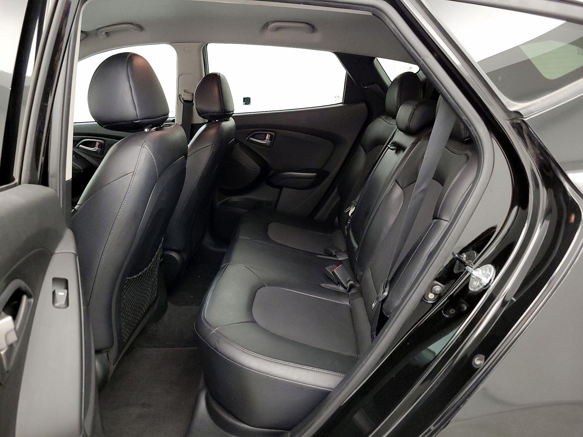 Thumbnail: 2015 Hyundai Tucson - 19