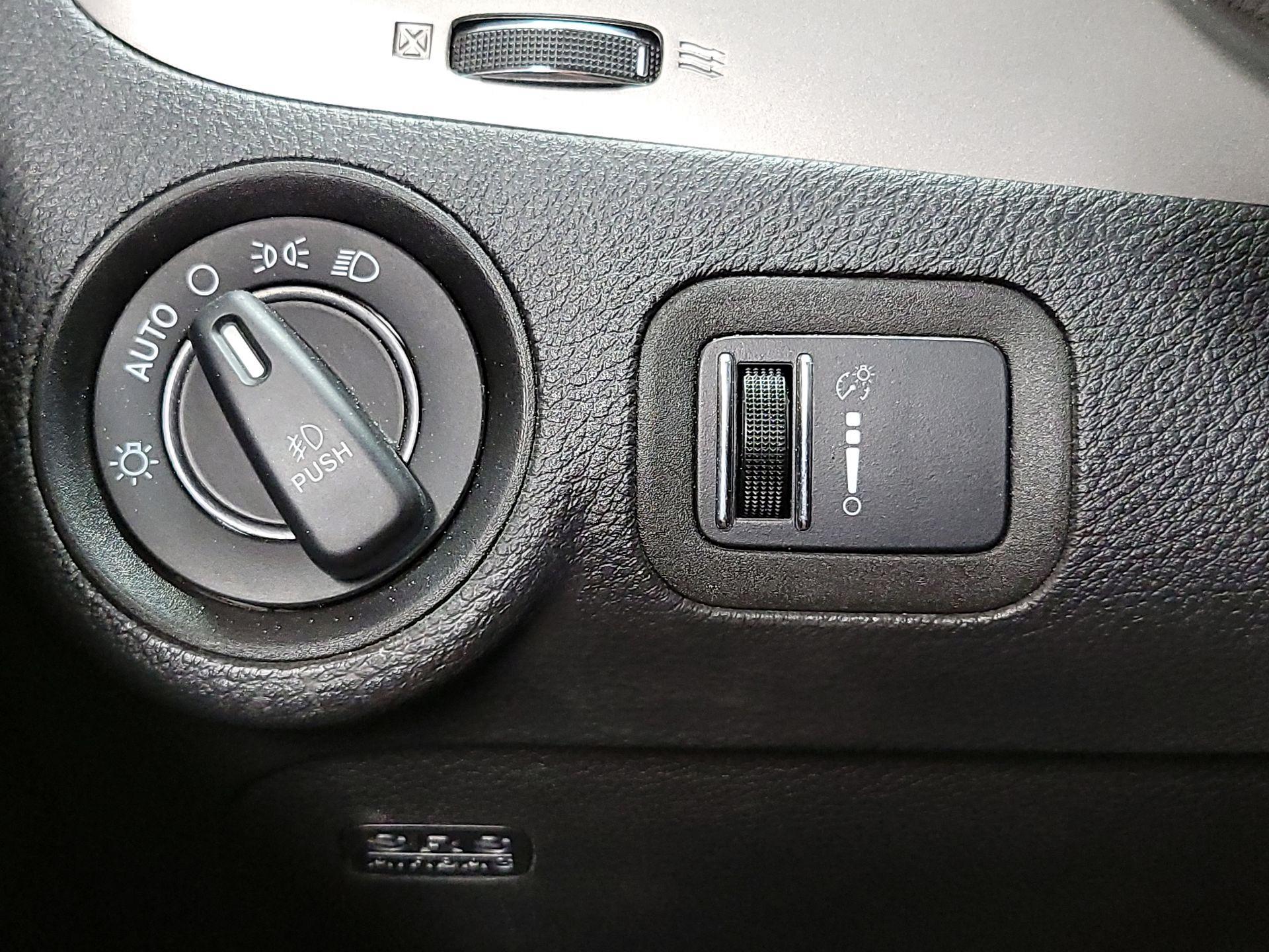 Thumbnail: 2017 Dodge Journey - 13