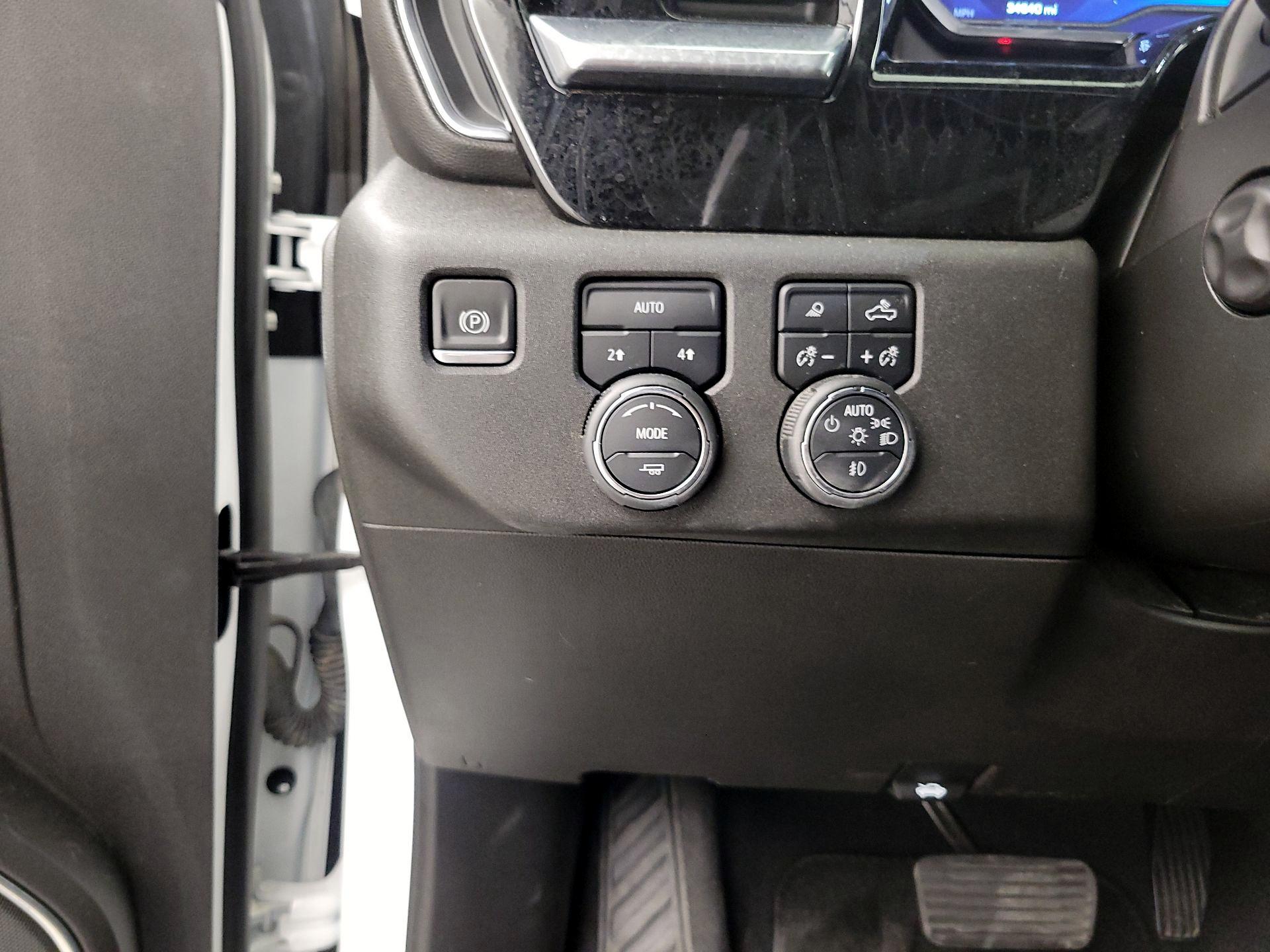 Thumbnail: 2022 Chevrolet Silverado 1500 - 13