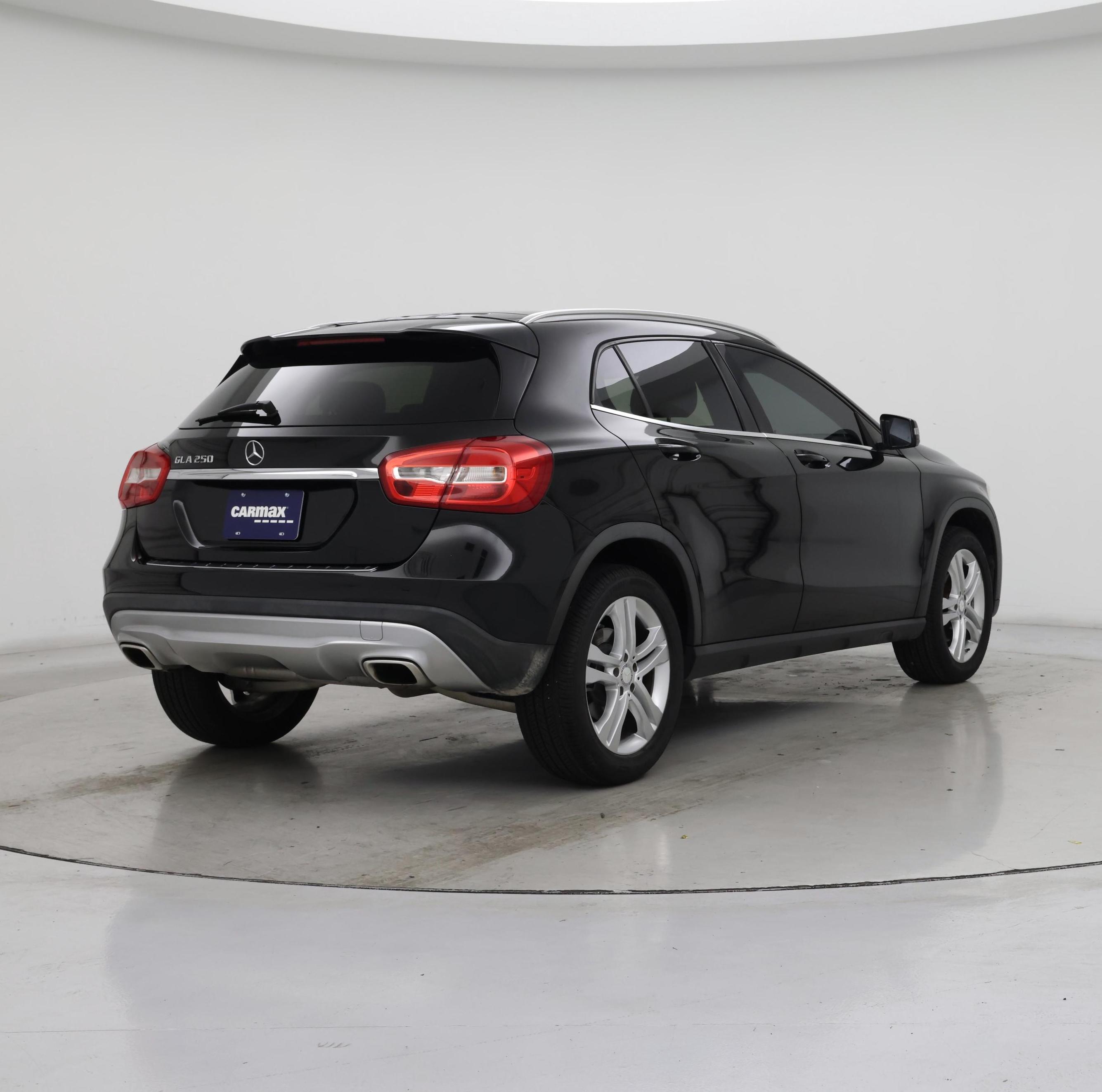 Thumbnail: 2016 Mercedes-Benz GLA - 8