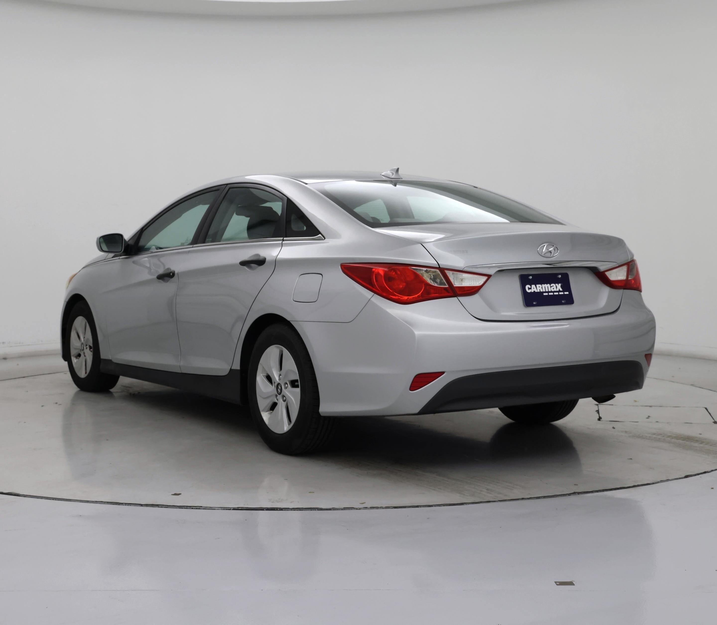 Thumbnail: 2014 Hyundai Sonata - 2