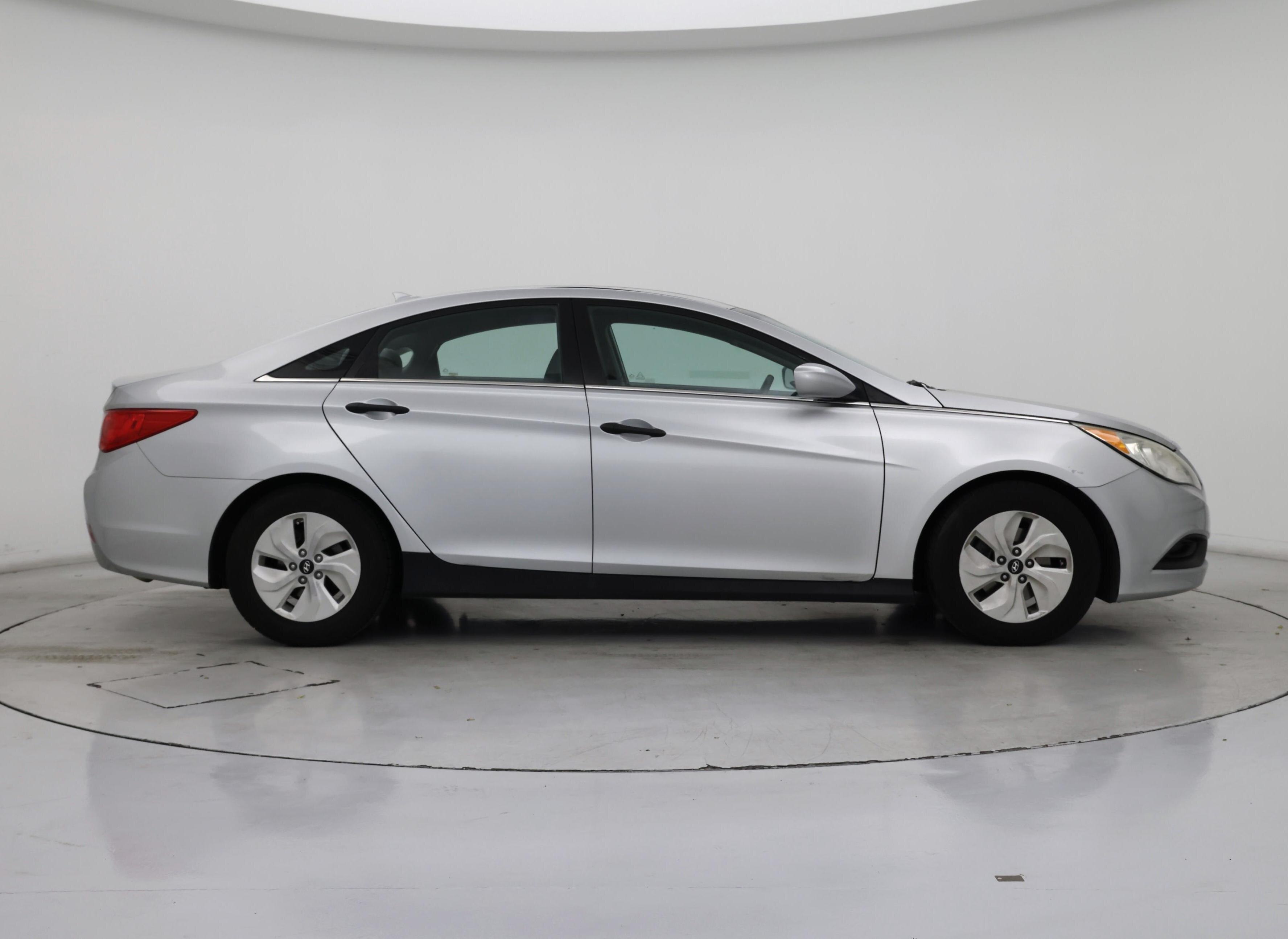 Thumbnail: 2014 Hyundai Sonata - 7