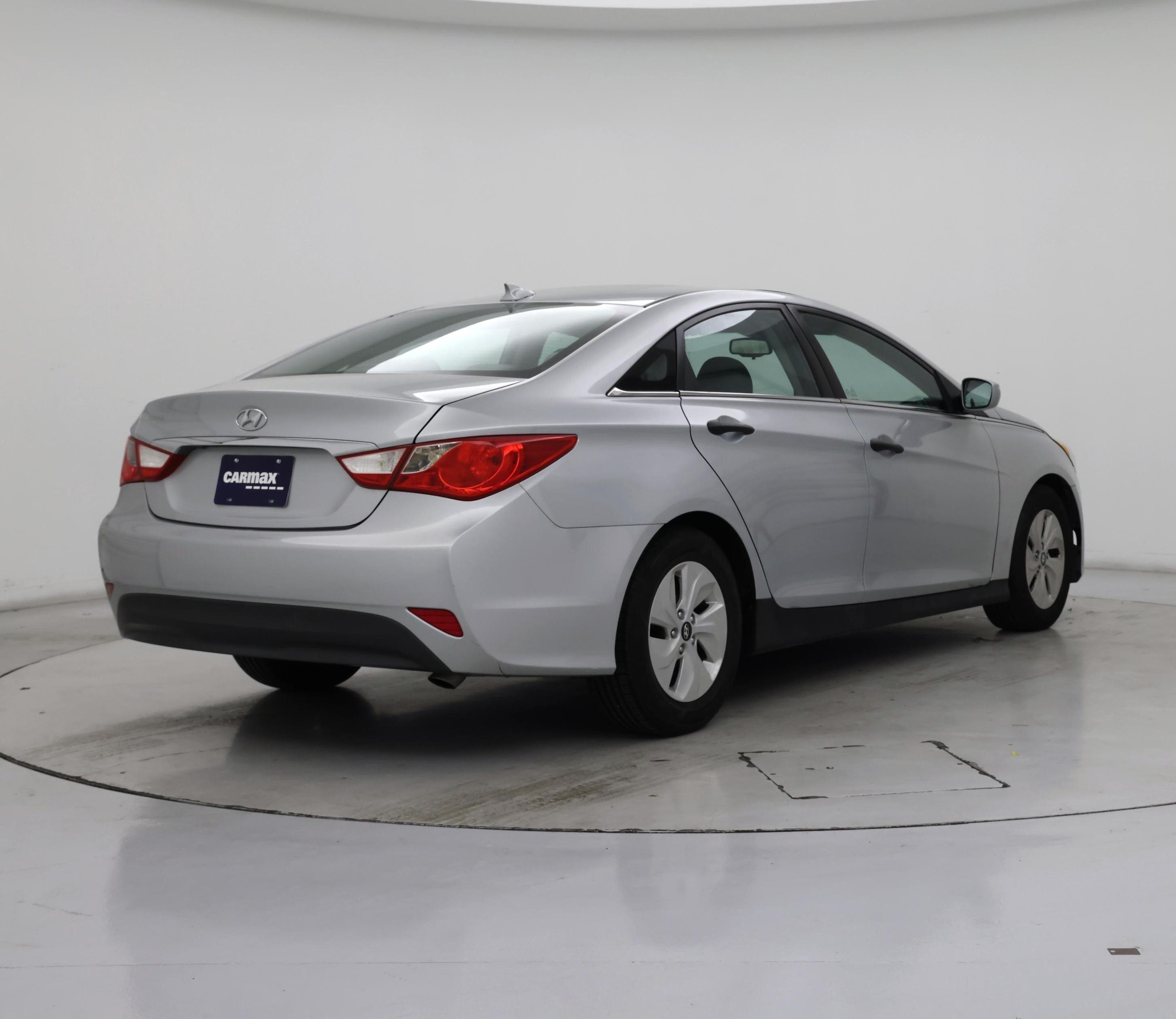 Thumbnail: 2014 Hyundai Sonata - 8
