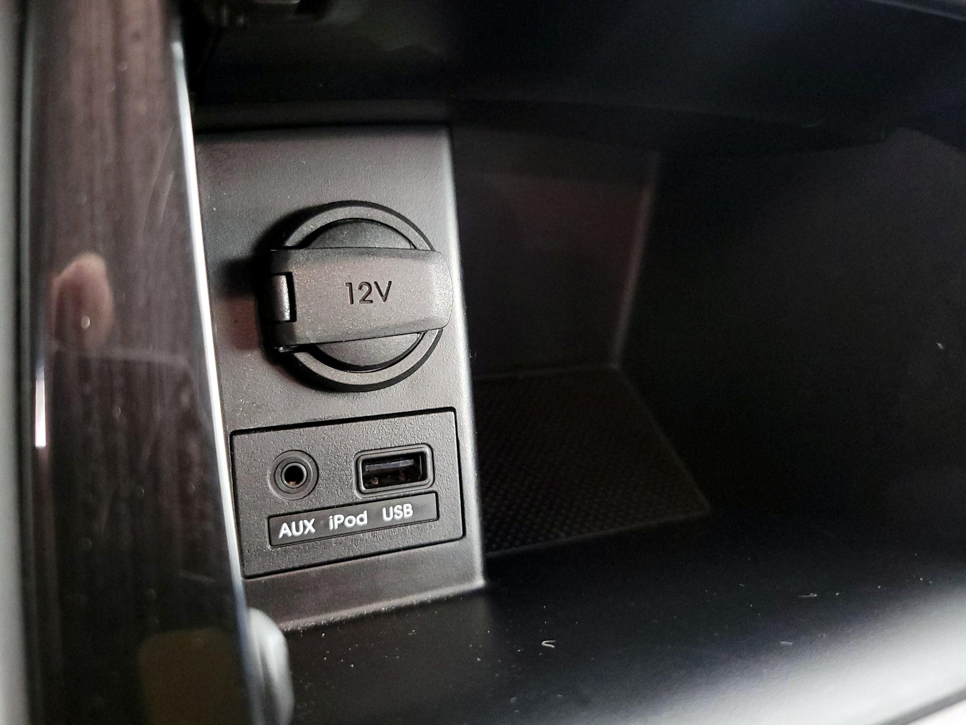 Thumbnail: 2013 Hyundai Elantra - 17
