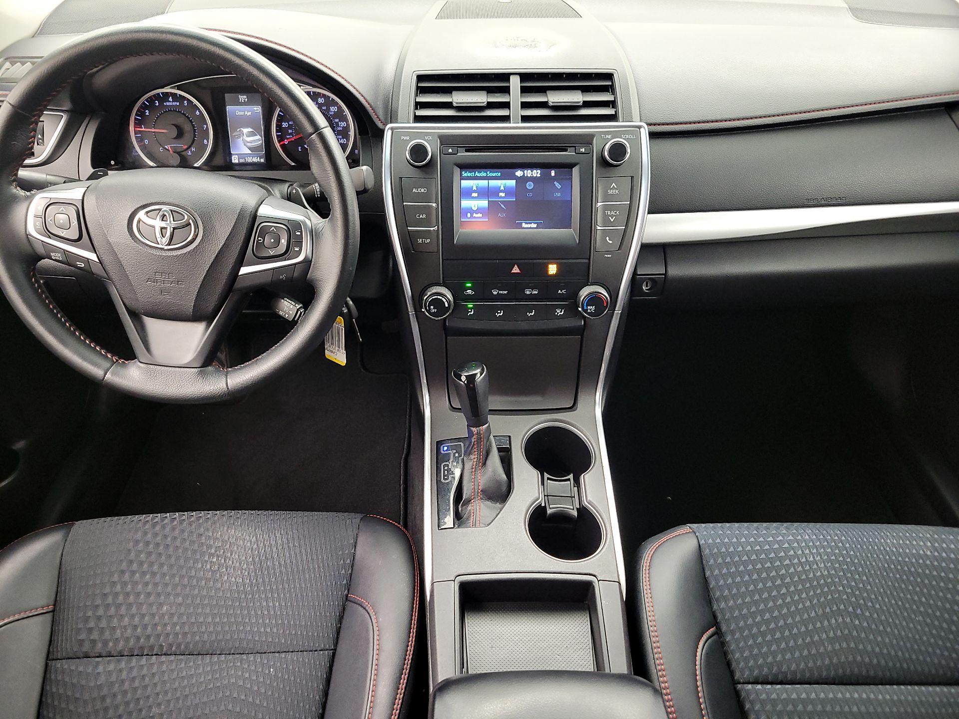 Thumbnail: 2015 Toyota Camry - 9