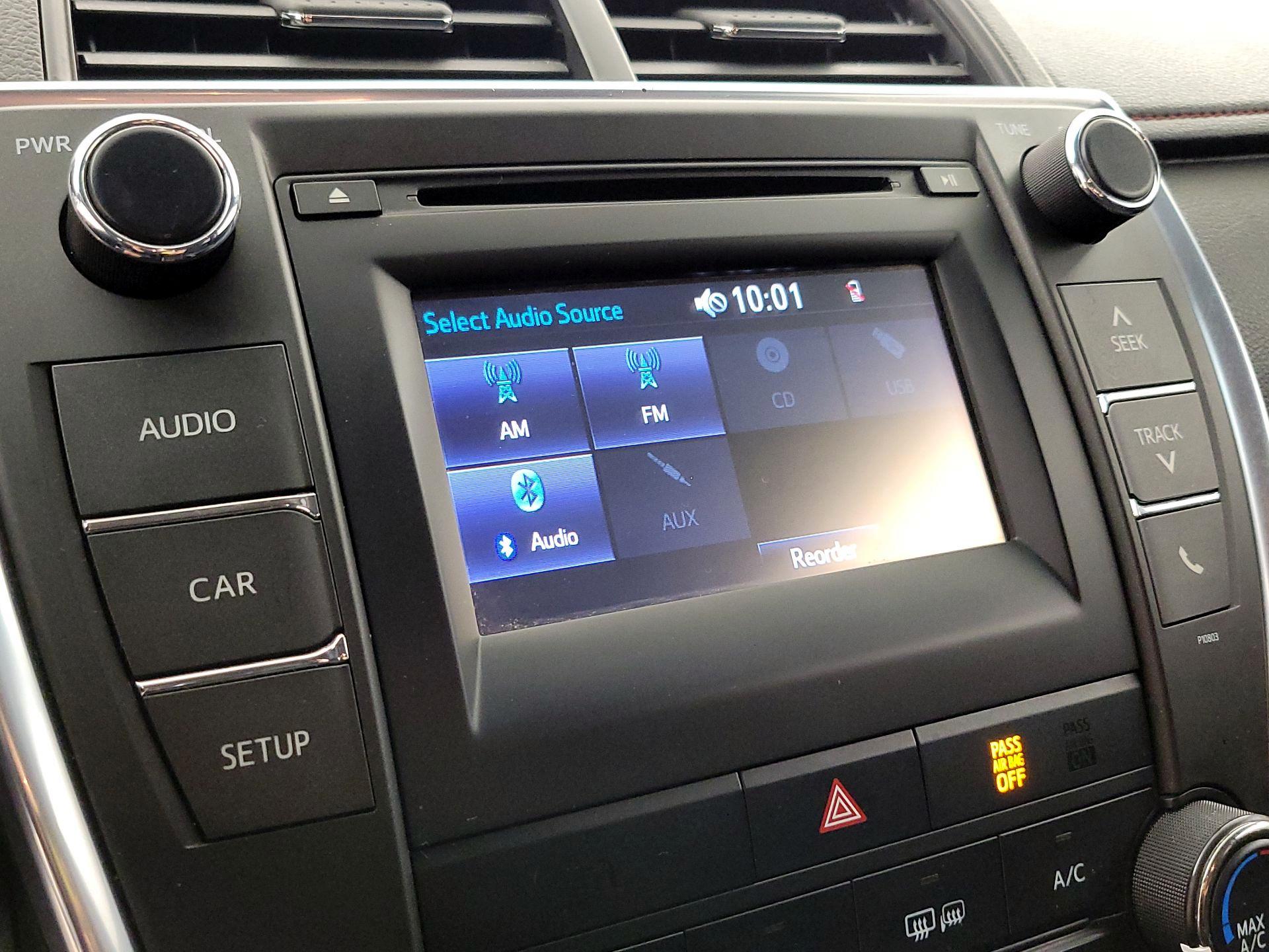 Thumbnail: 2015 Toyota Camry - 15