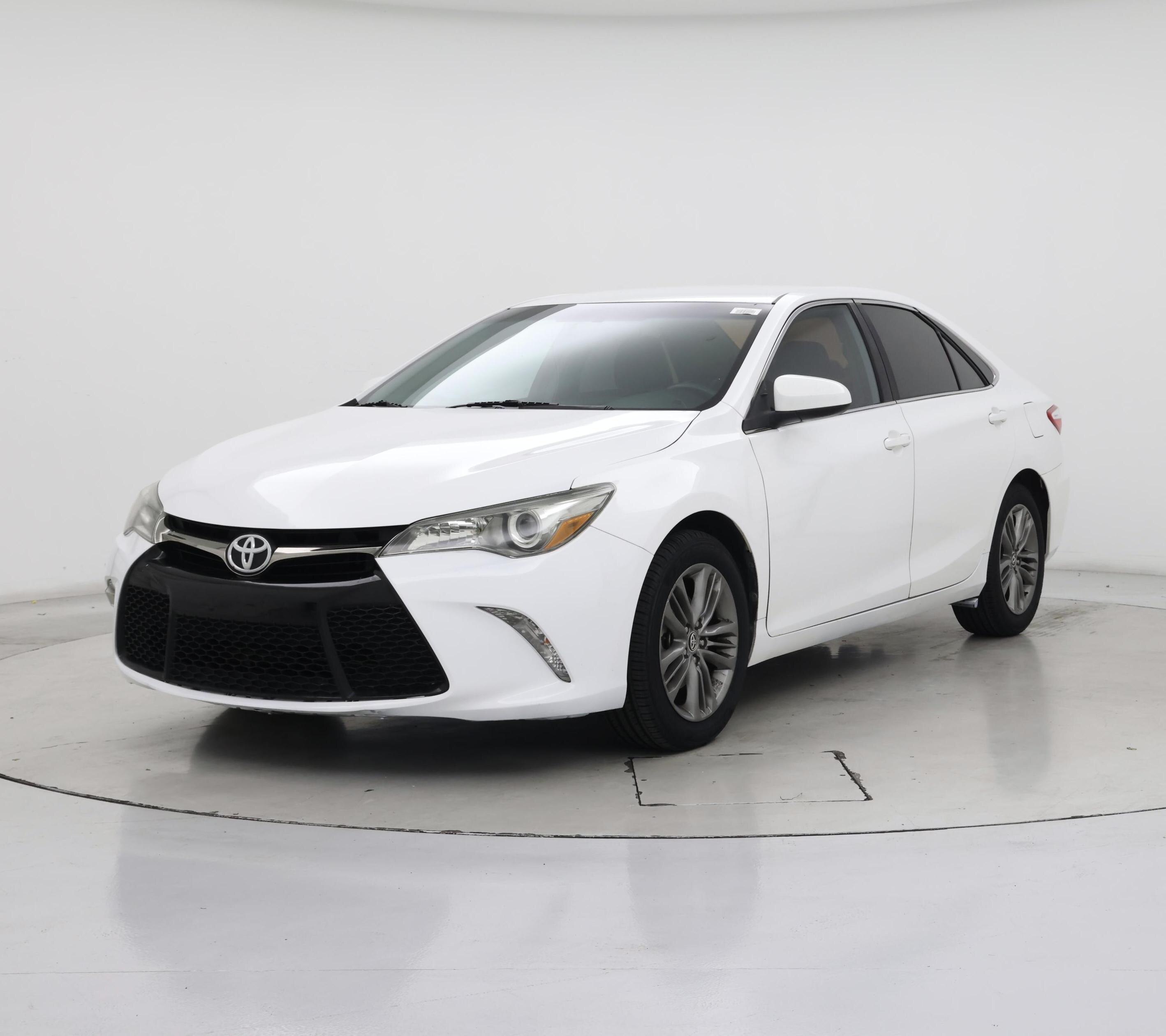 Thumbnail: 2015 Toyota Camry - 4