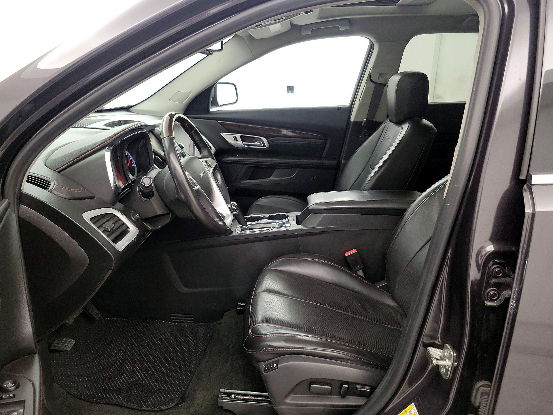 Thumbnail: 2015 GMC Terrain - 11