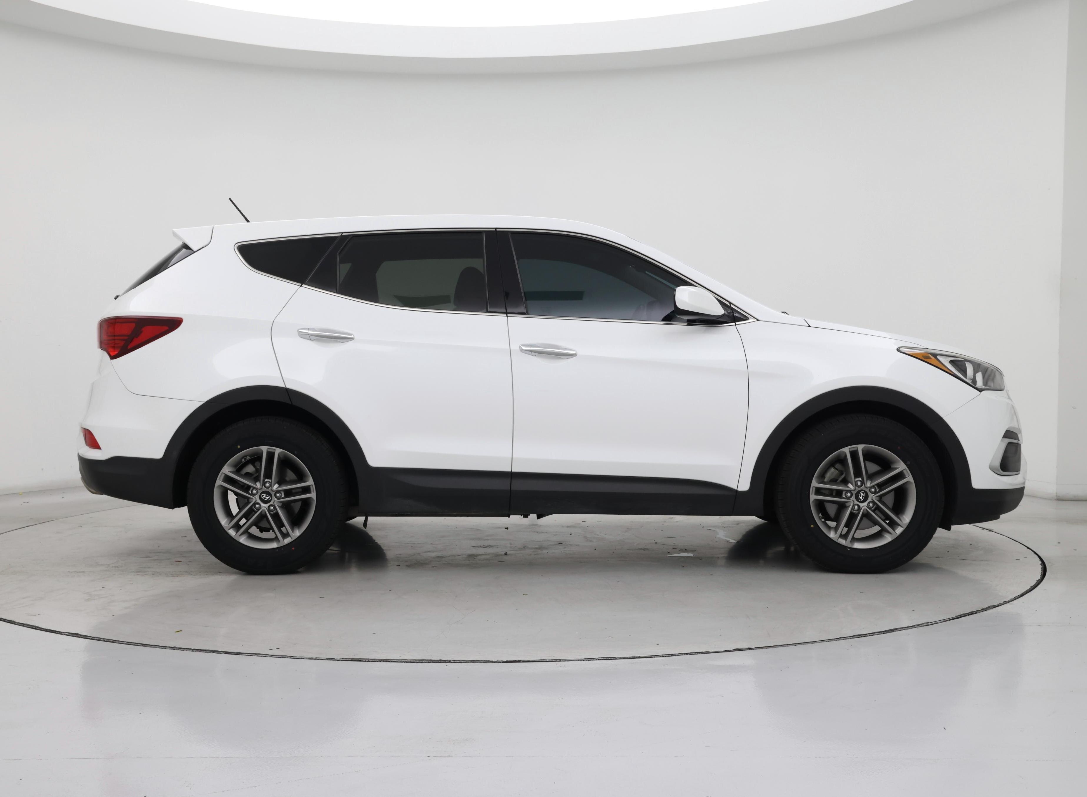 Thumbnail: 2018 Hyundai Santa Fe - 7