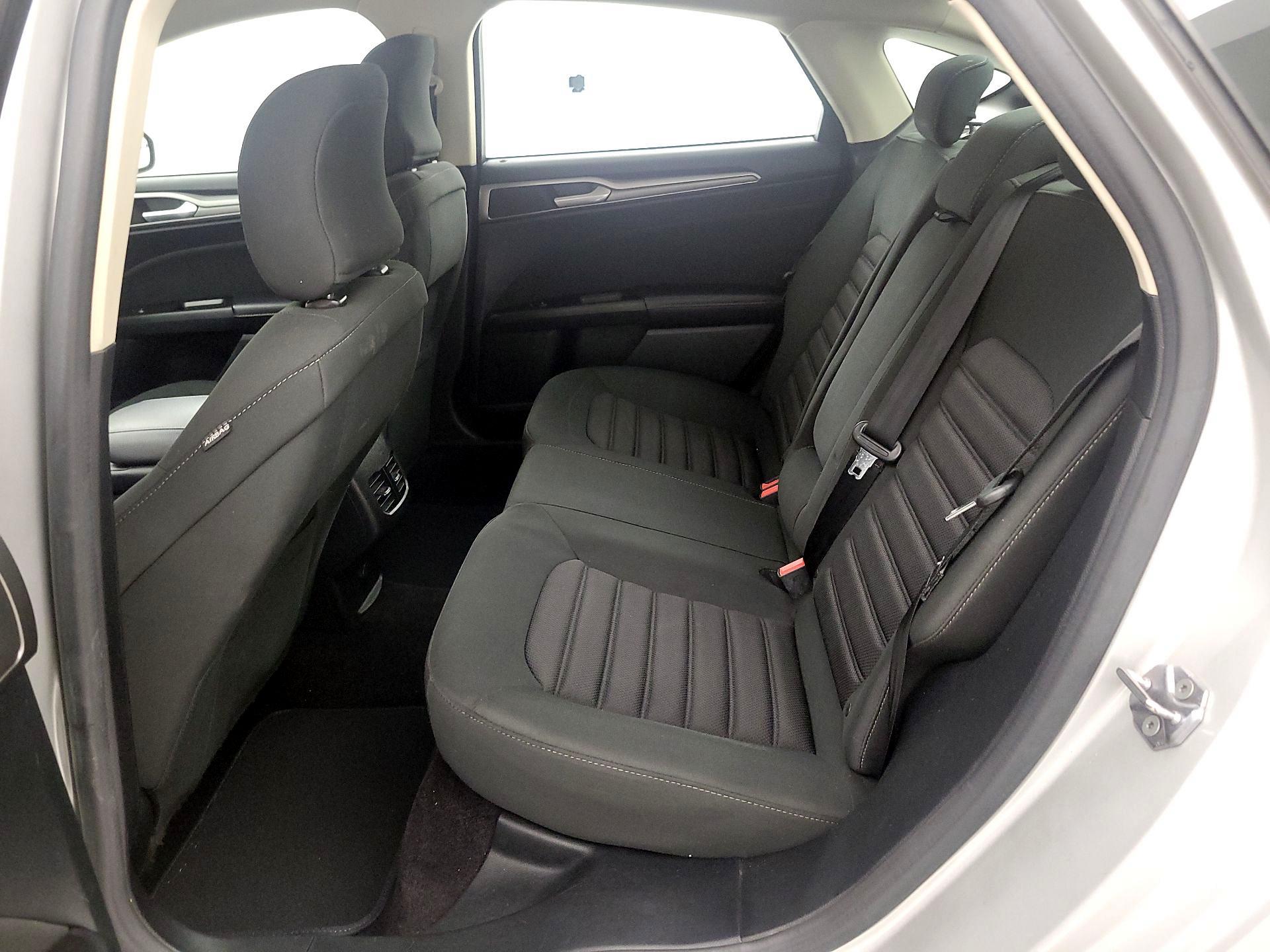 Thumbnail: 2017 Ford Fusion - 19