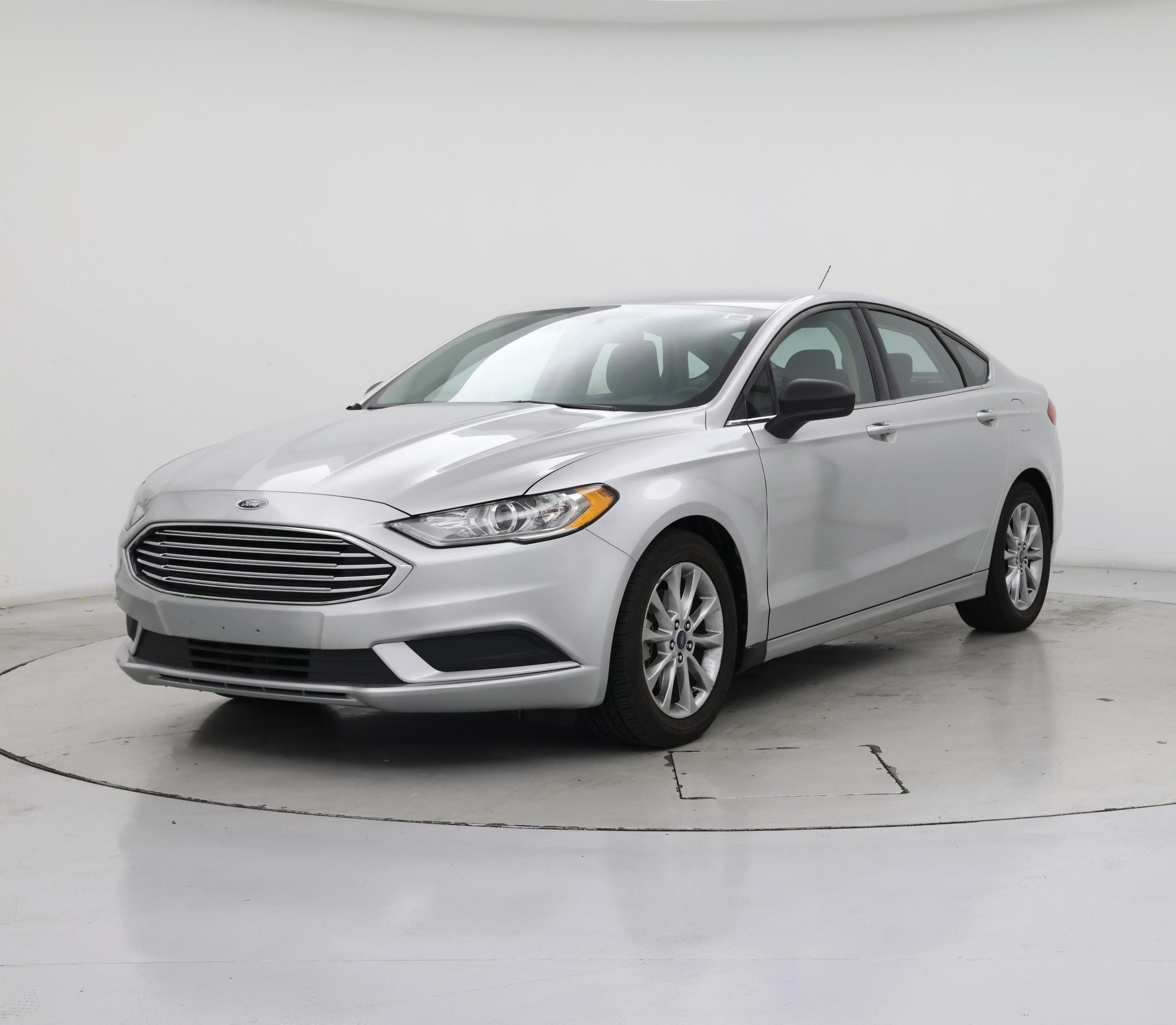 Thumbnail: 2017 Ford Fusion - 4