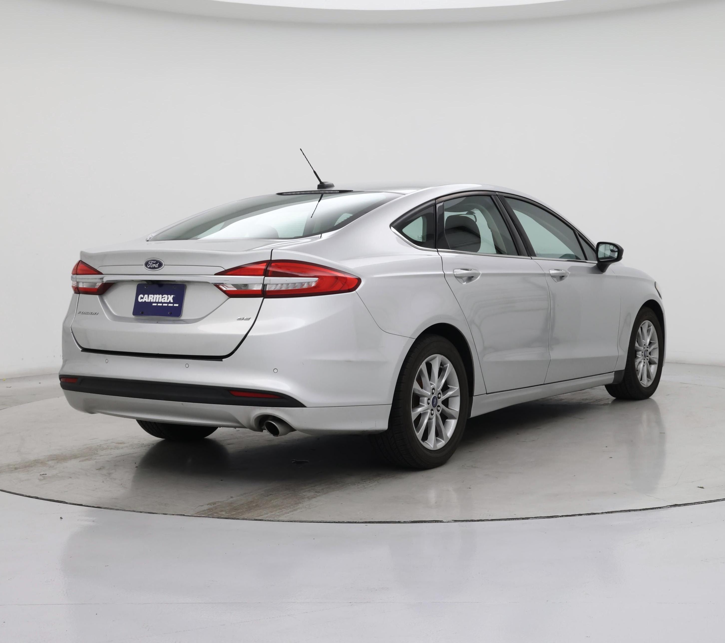 Thumbnail: 2017 Ford Fusion - 8
