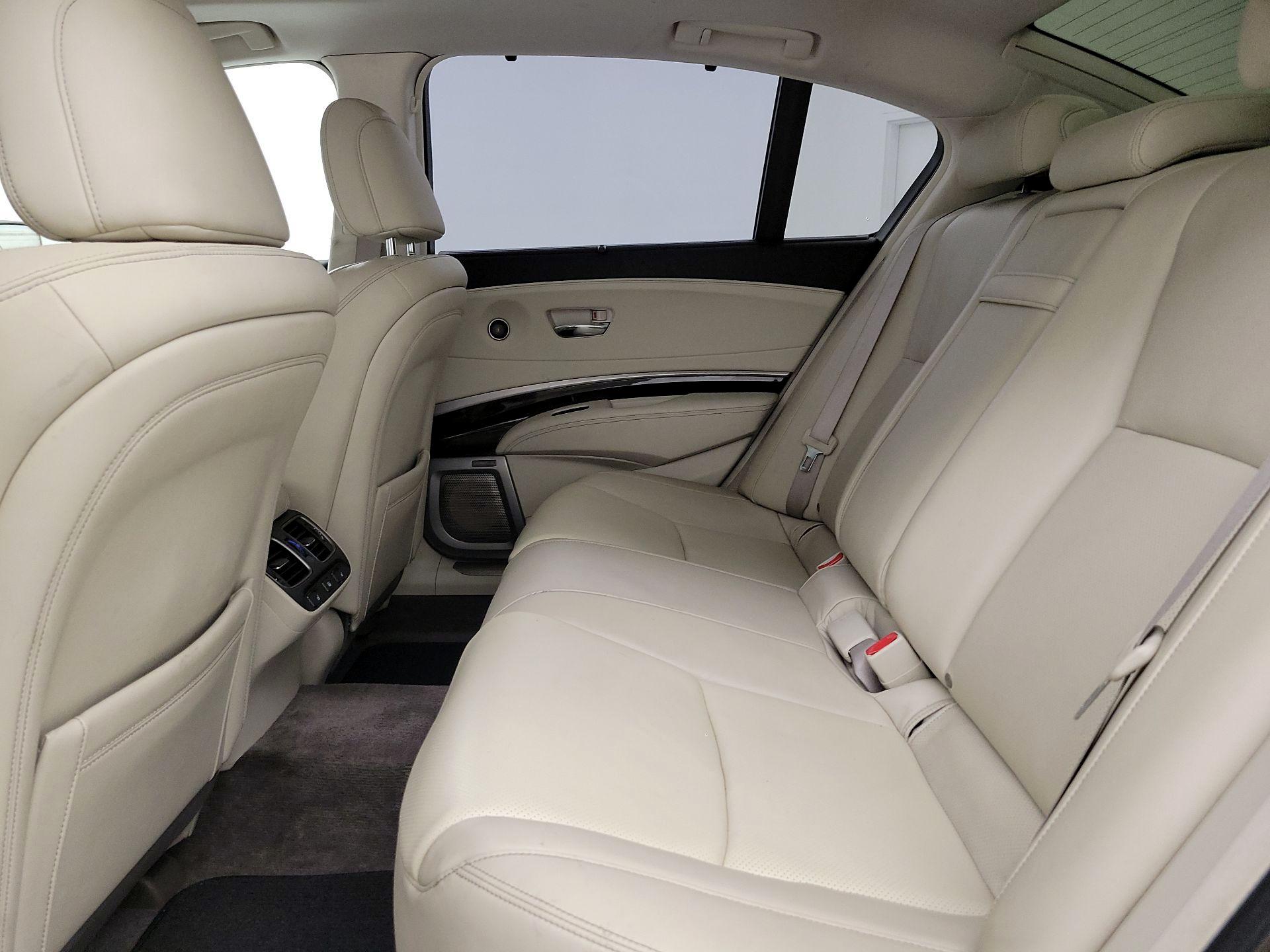 Thumbnail: 2014 Acura RLX - 20