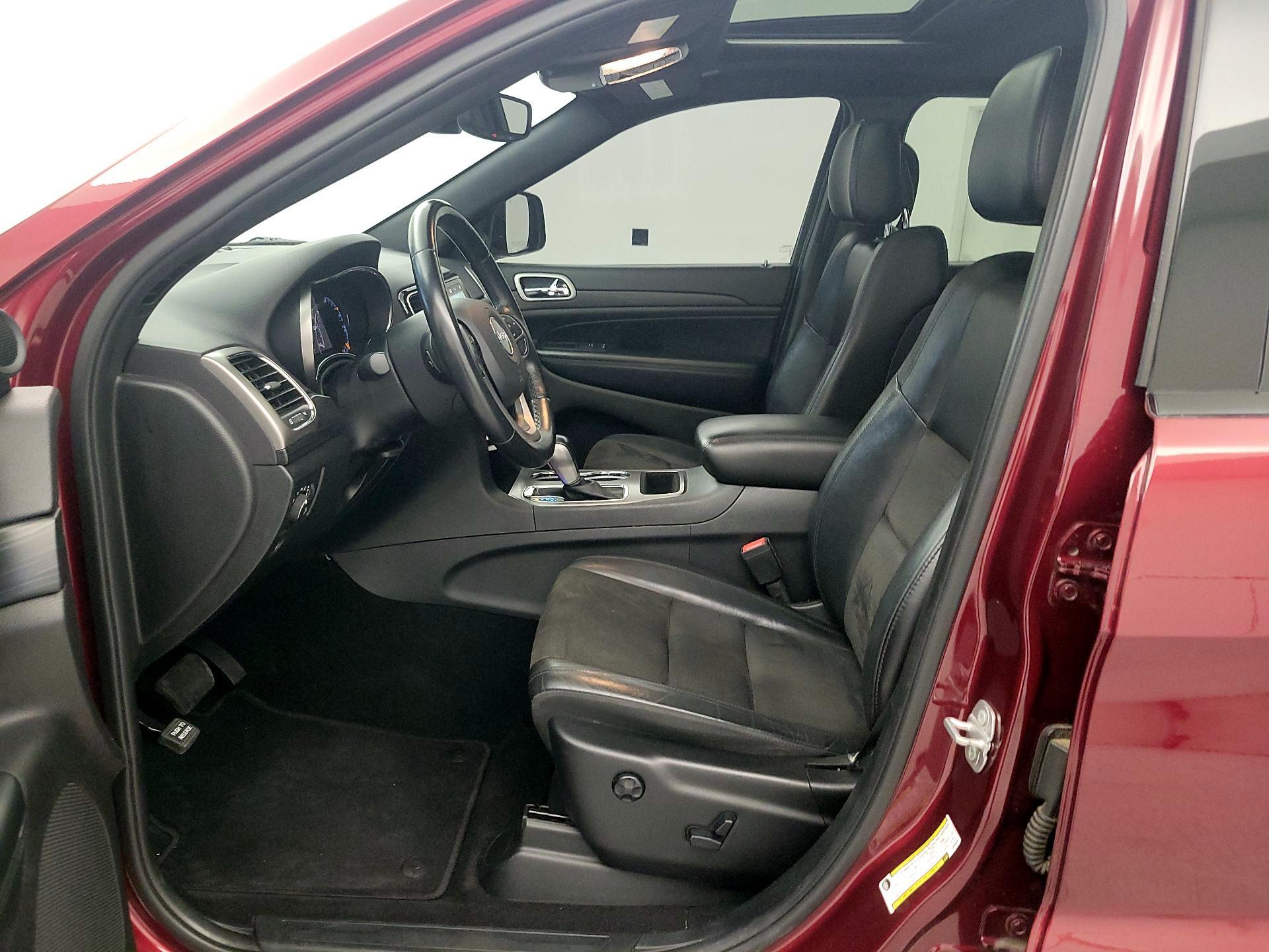 Thumbnail: 2020 Jeep Grand Cherokee - 11