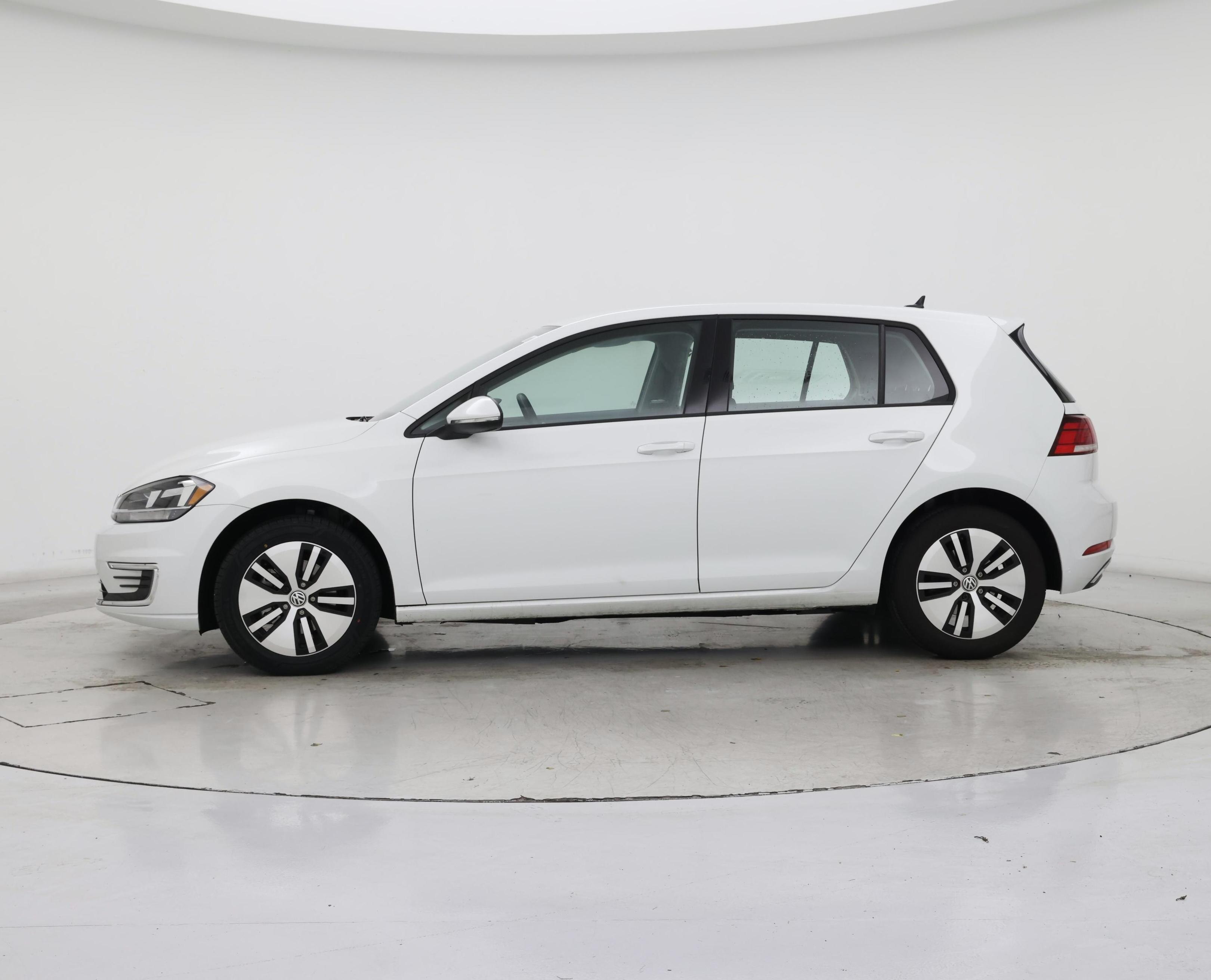 Thumbnail: 2019 Volkswagen e-Golf - 3