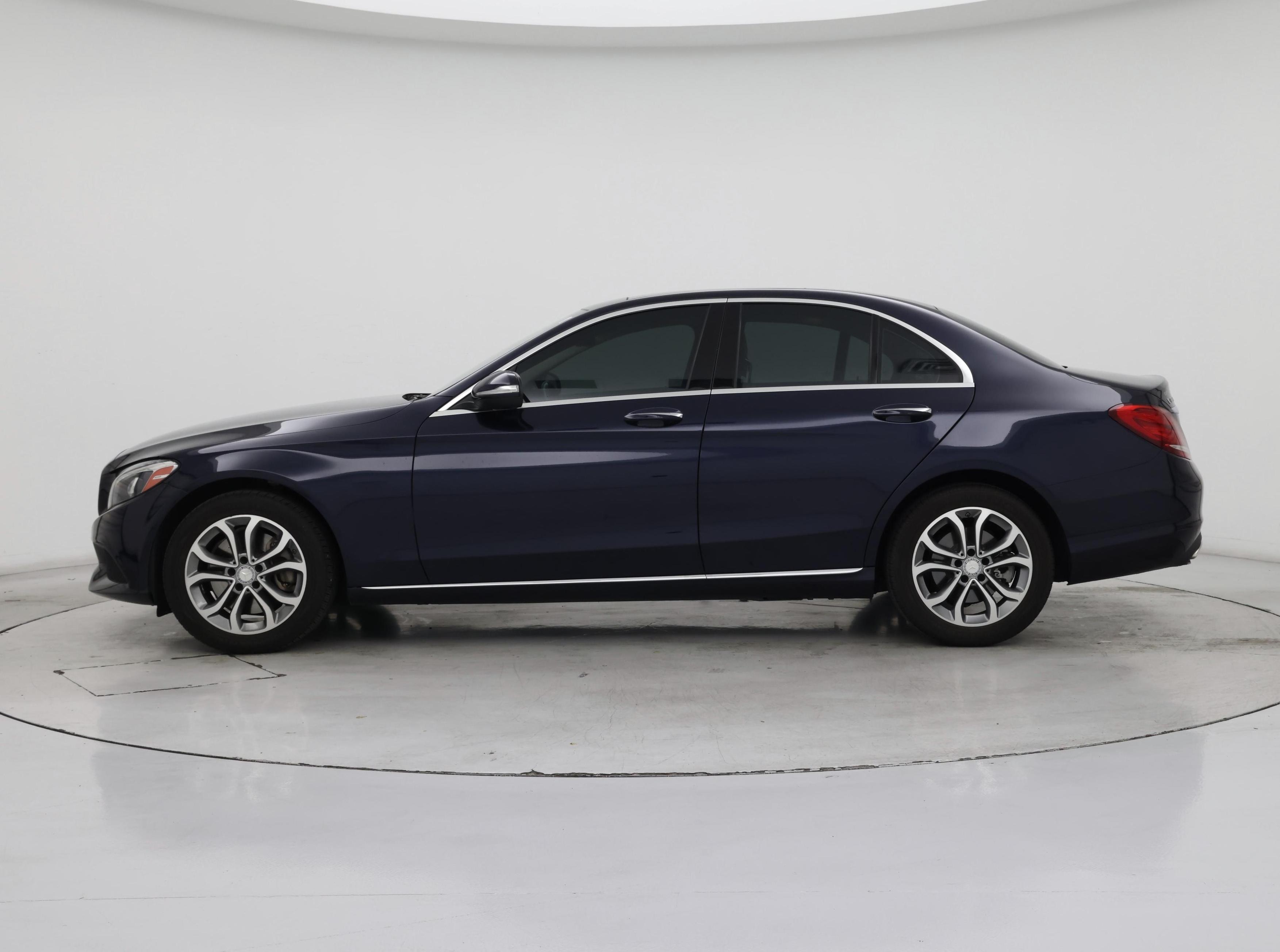 Thumbnail: 2015 Mercedes-Benz C-Class - 3