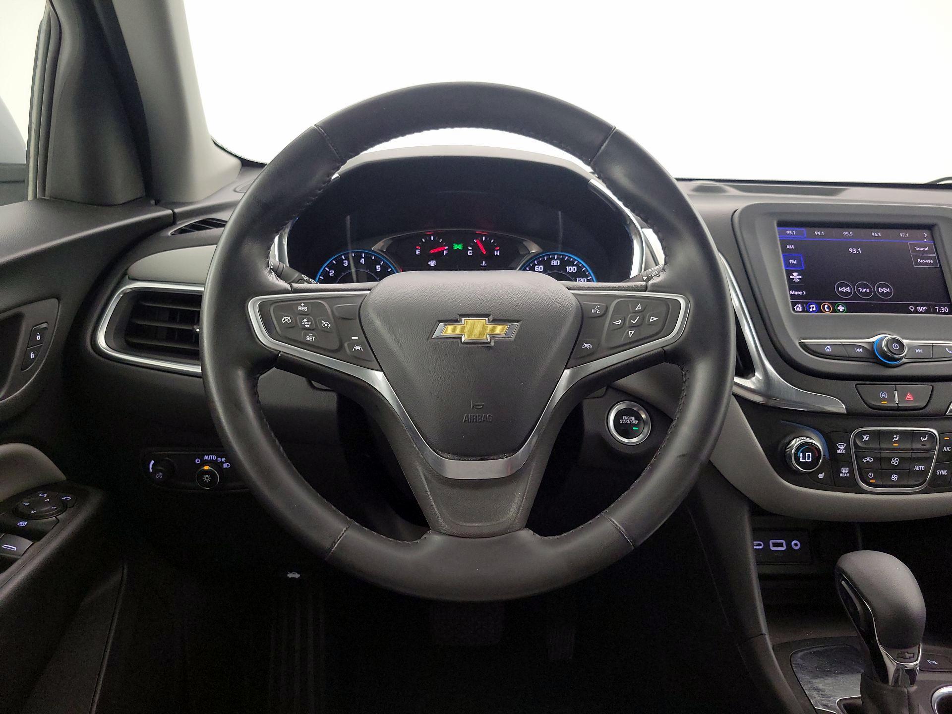 Thumbnail: 2022 Chevrolet Equinox - 10