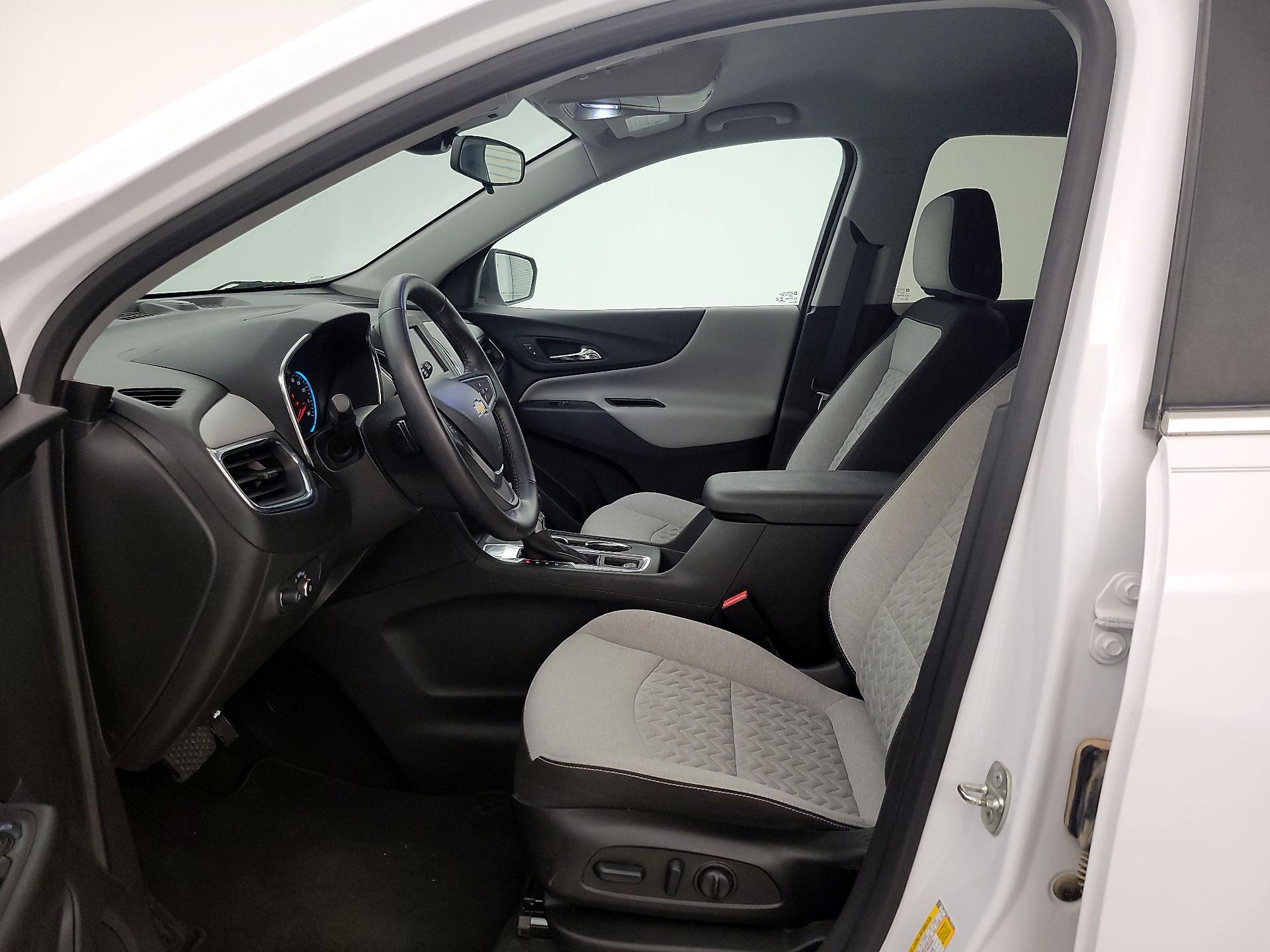 Thumbnail: 2022 Chevrolet Equinox - 11